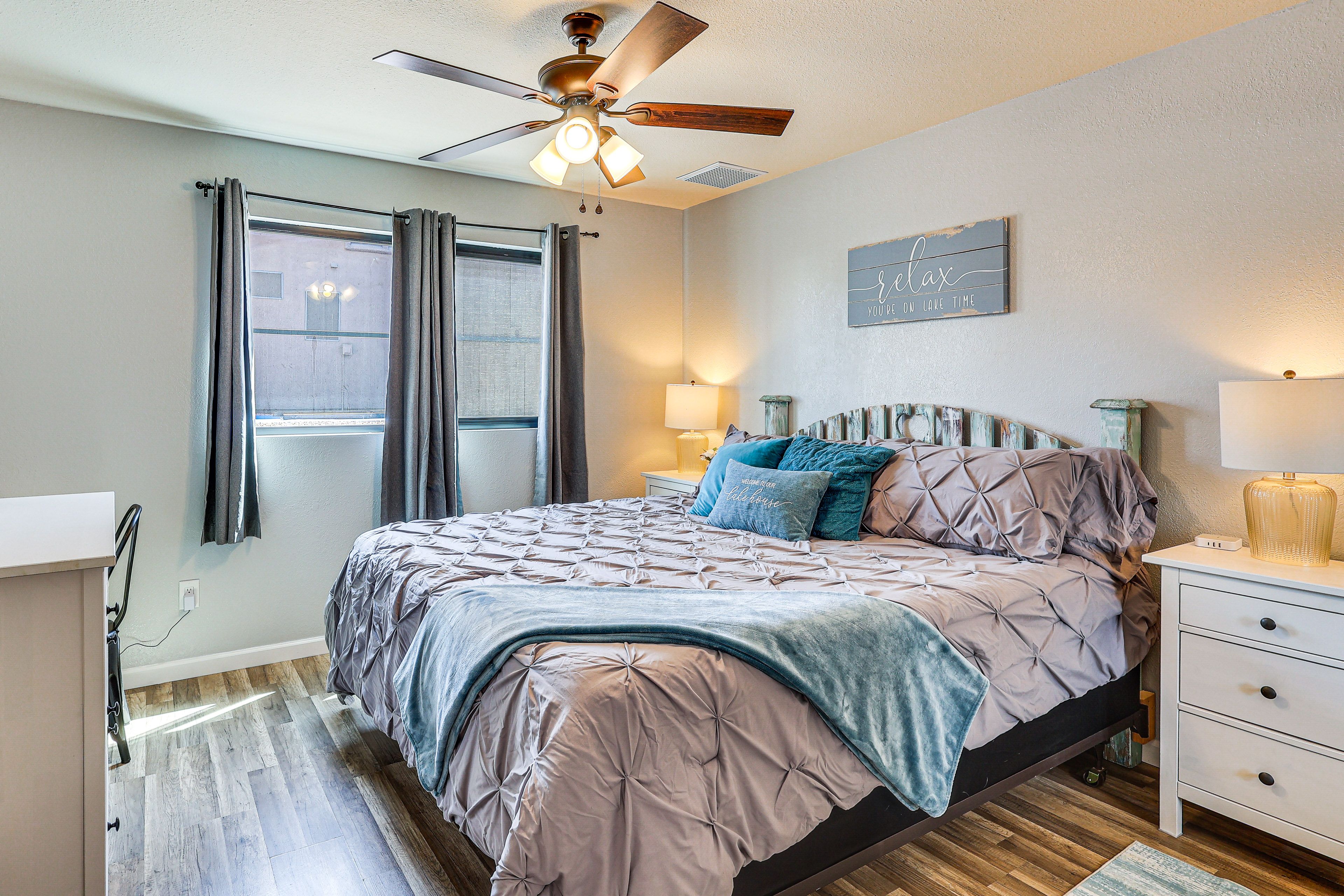 Bedroom 2 | King Bed