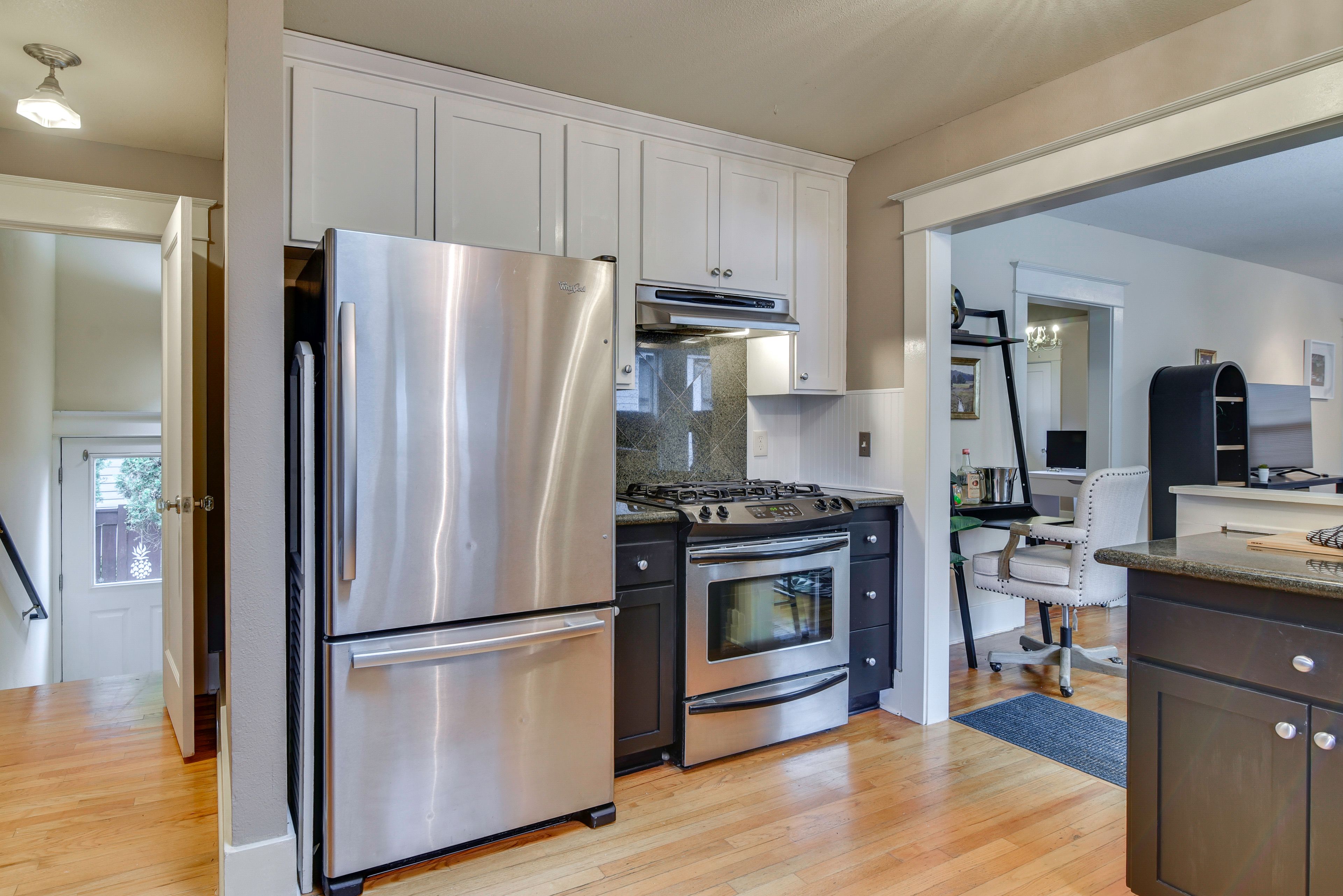 Kitchen | Main Level