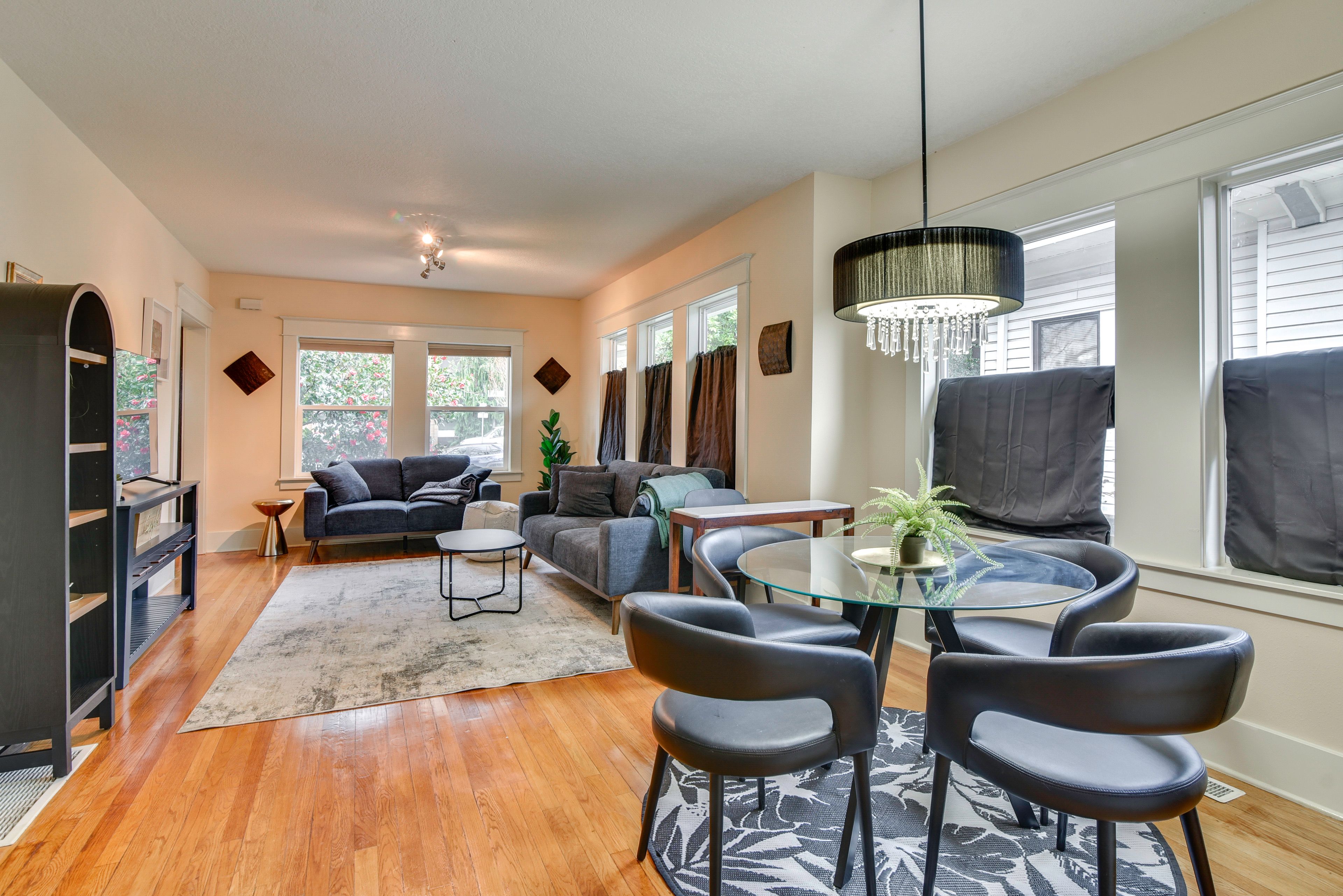 Living Room | Dining Area