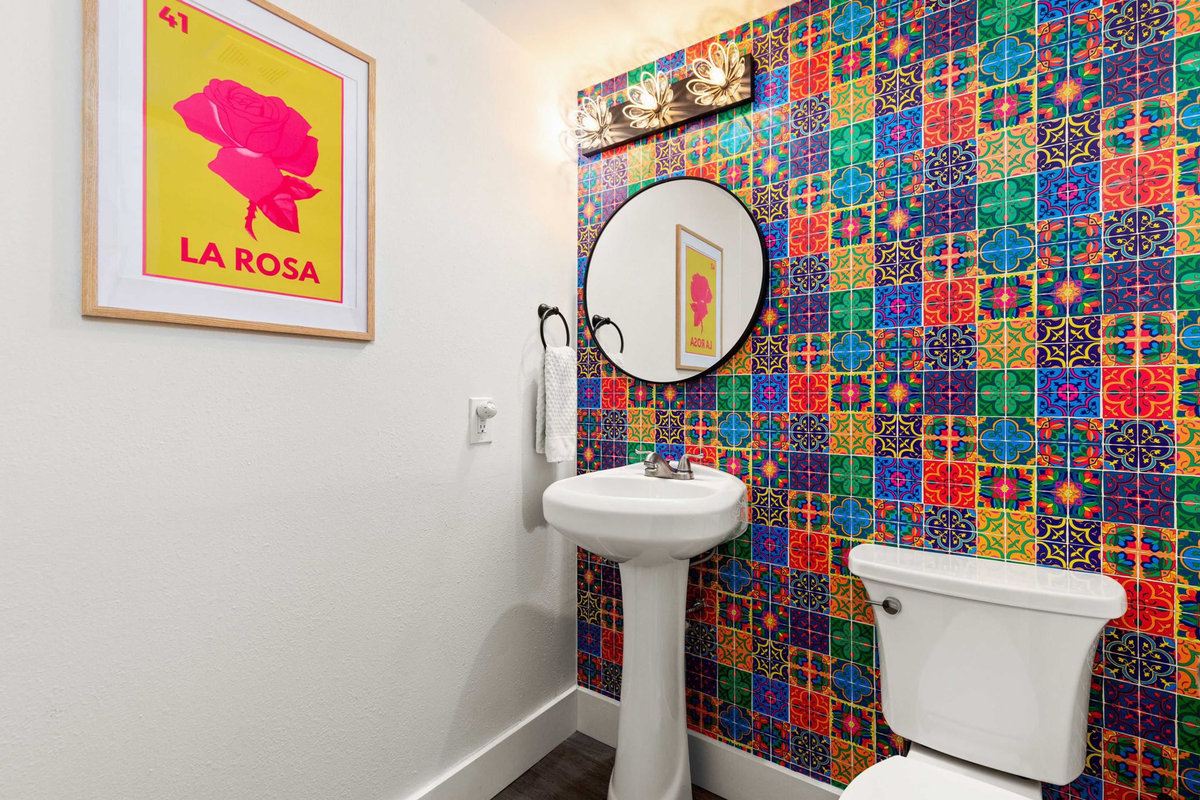 Half Bathroom | 1st Floor