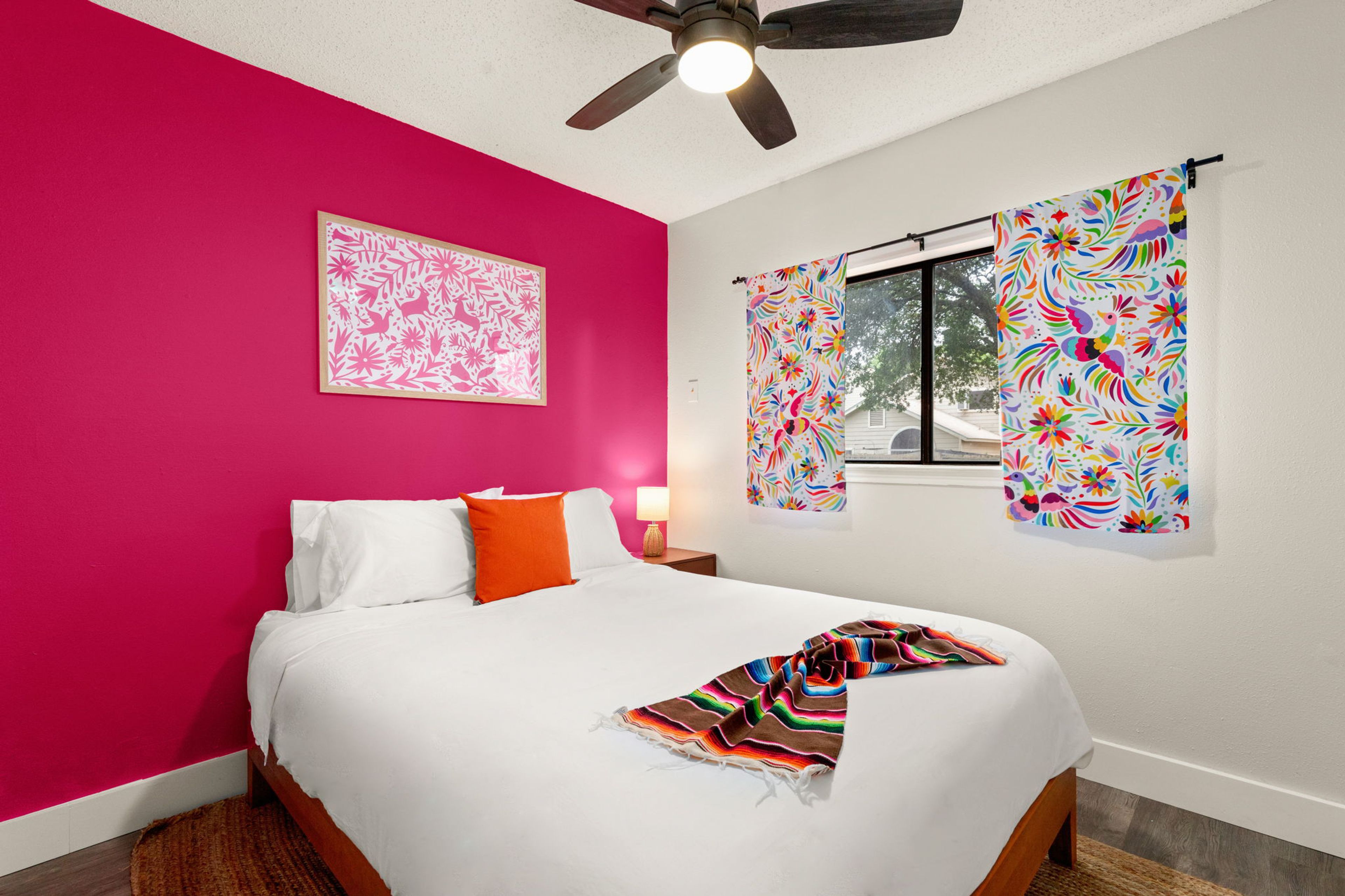 Bedroom 2 | Queen Bed | 1st Floor