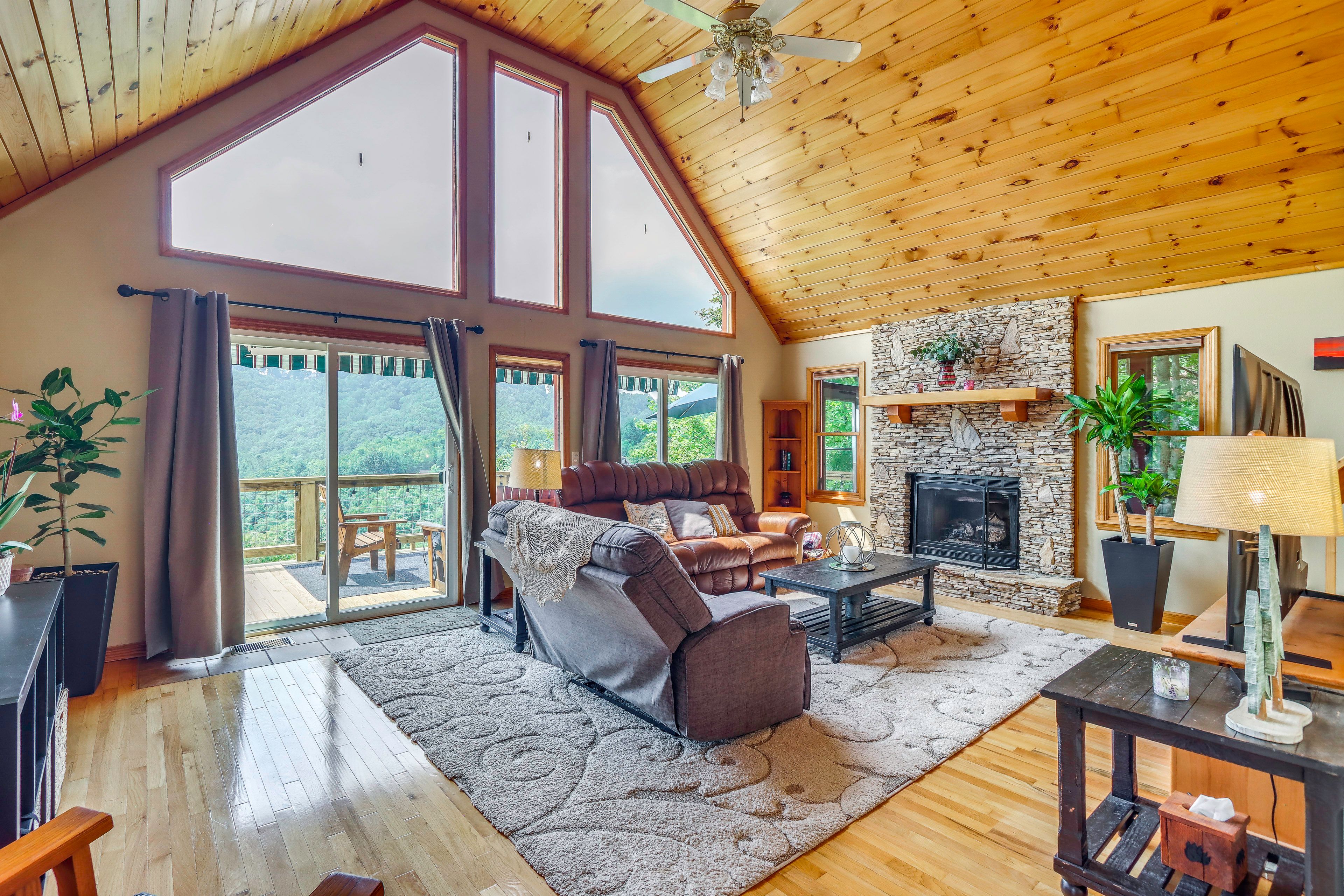 Living Room | 1st Floor