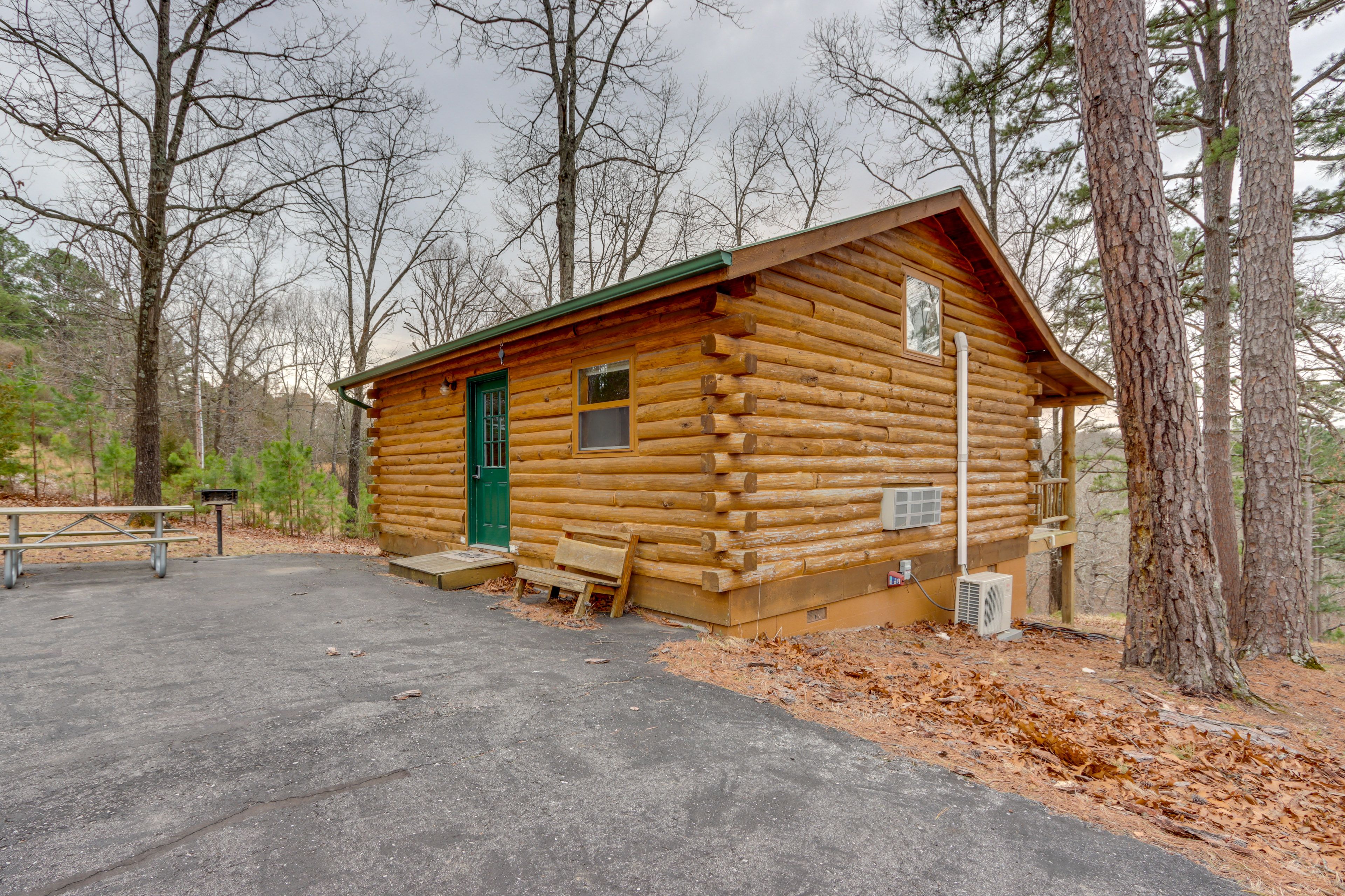 Parking | Driveway (2 Vehicles) | Trailers & RVs Allowed