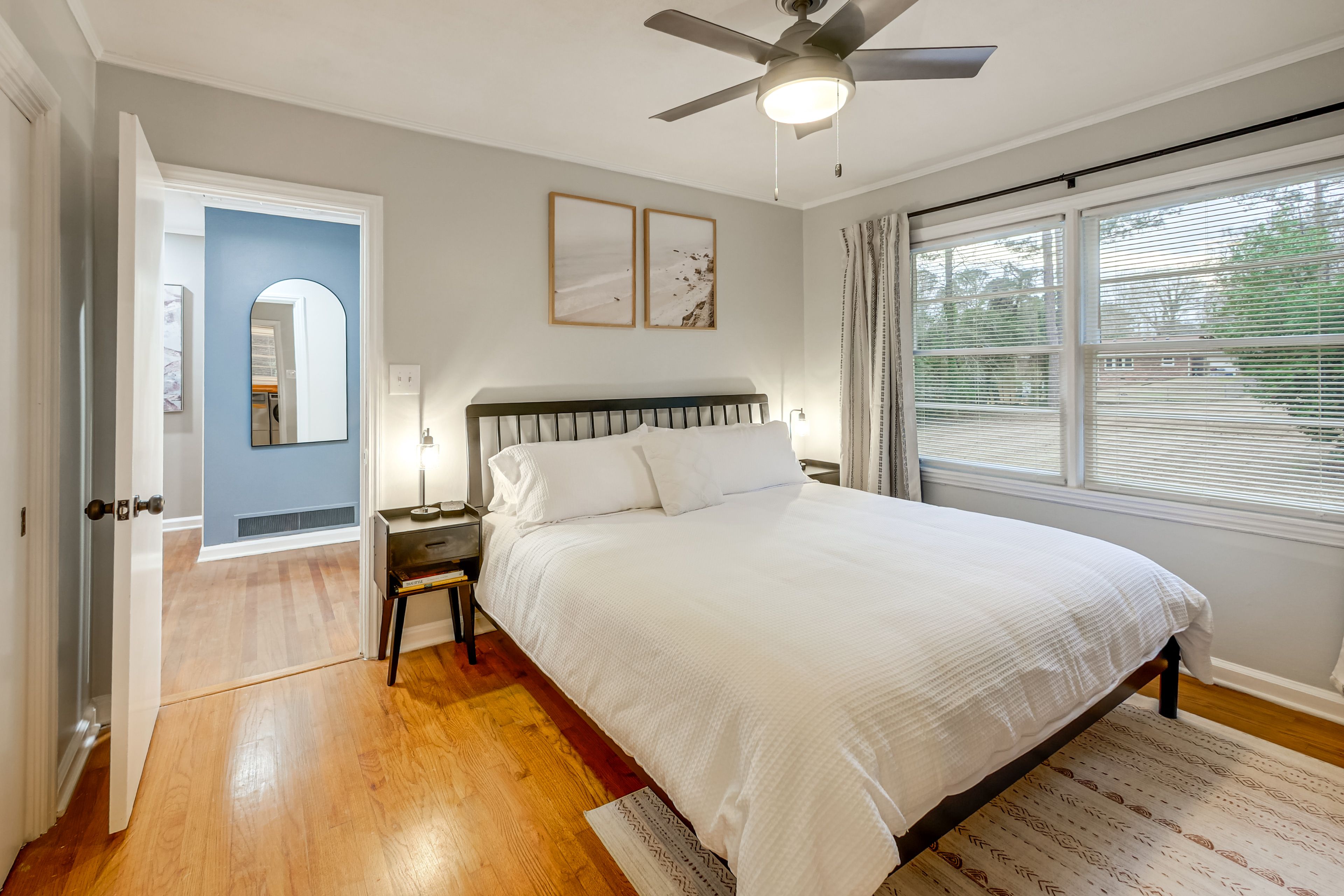 Bedroom 1 | King Bed