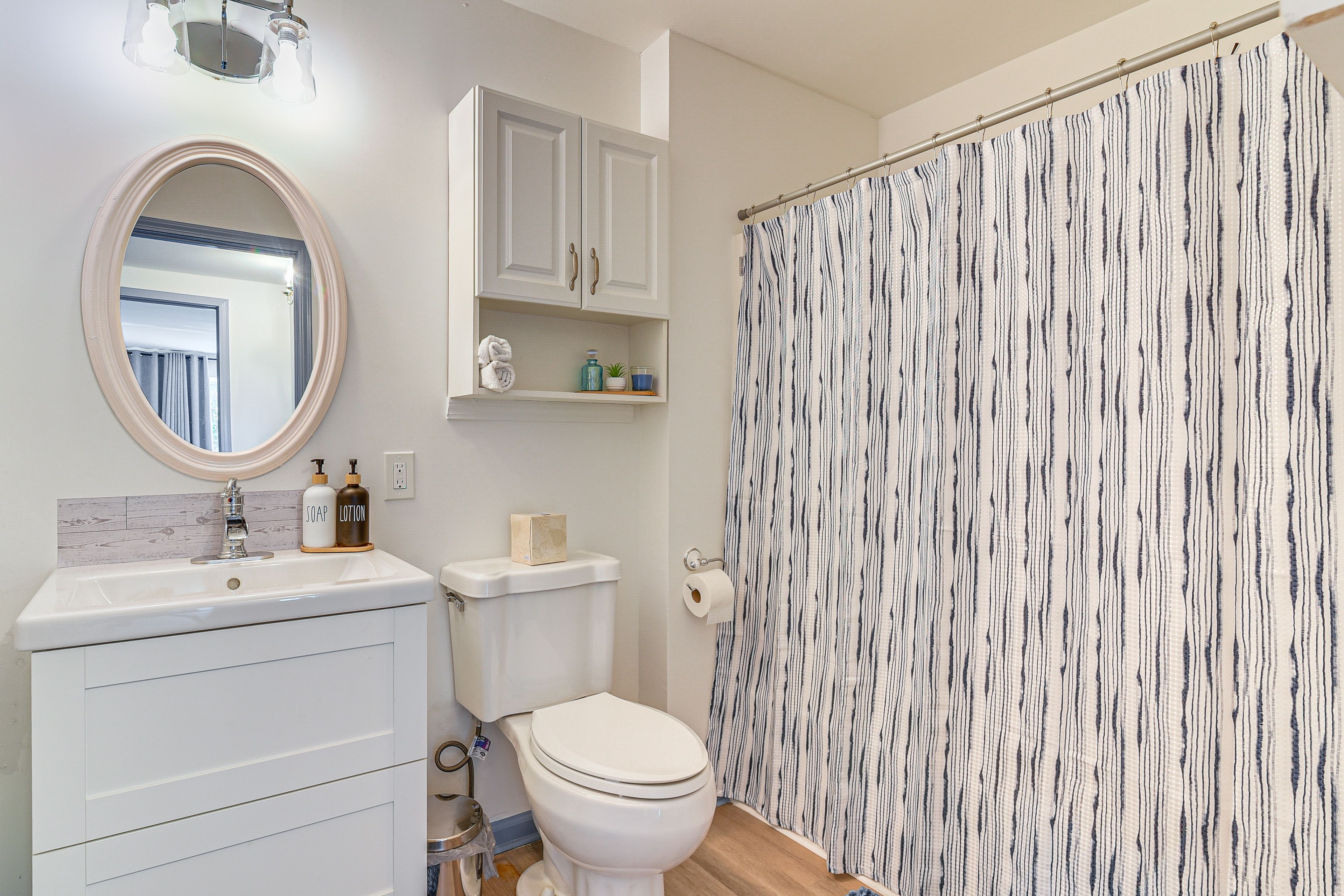 Full Bathroom | Unit 1 | 1st Floor