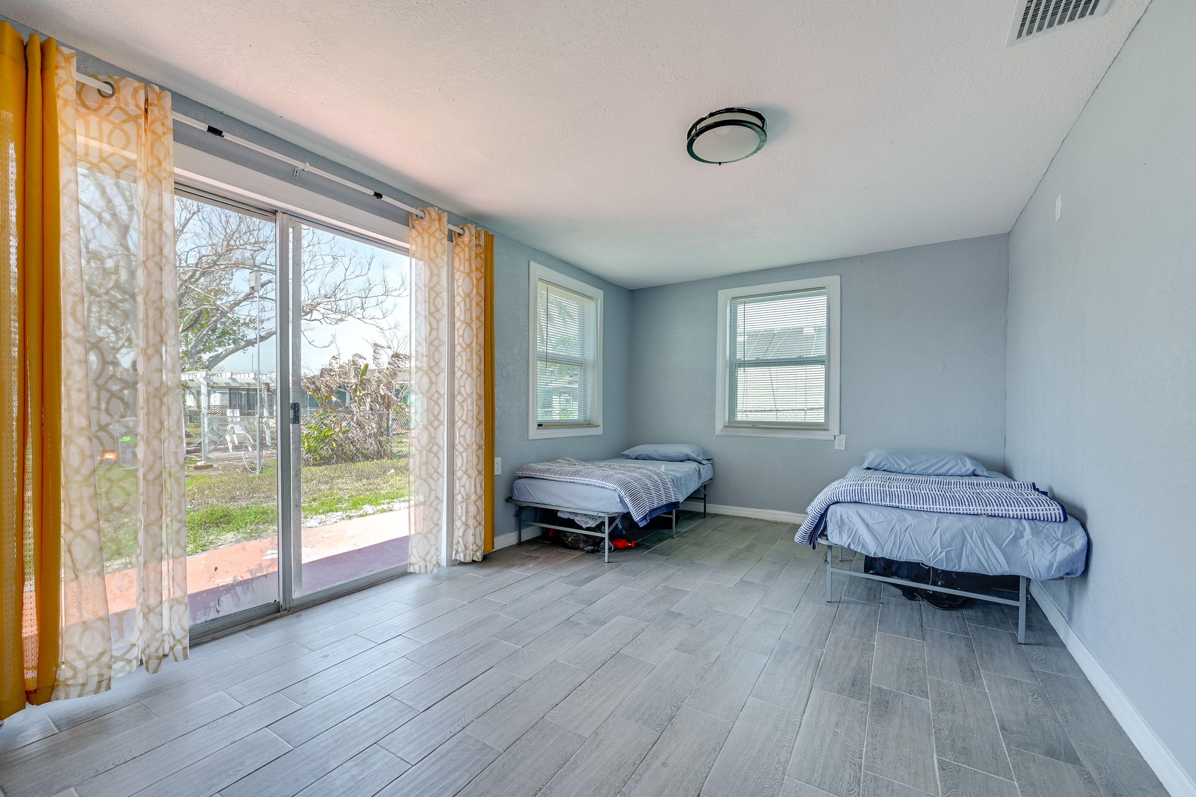 Bedroom 4 | 2 Twin Beds