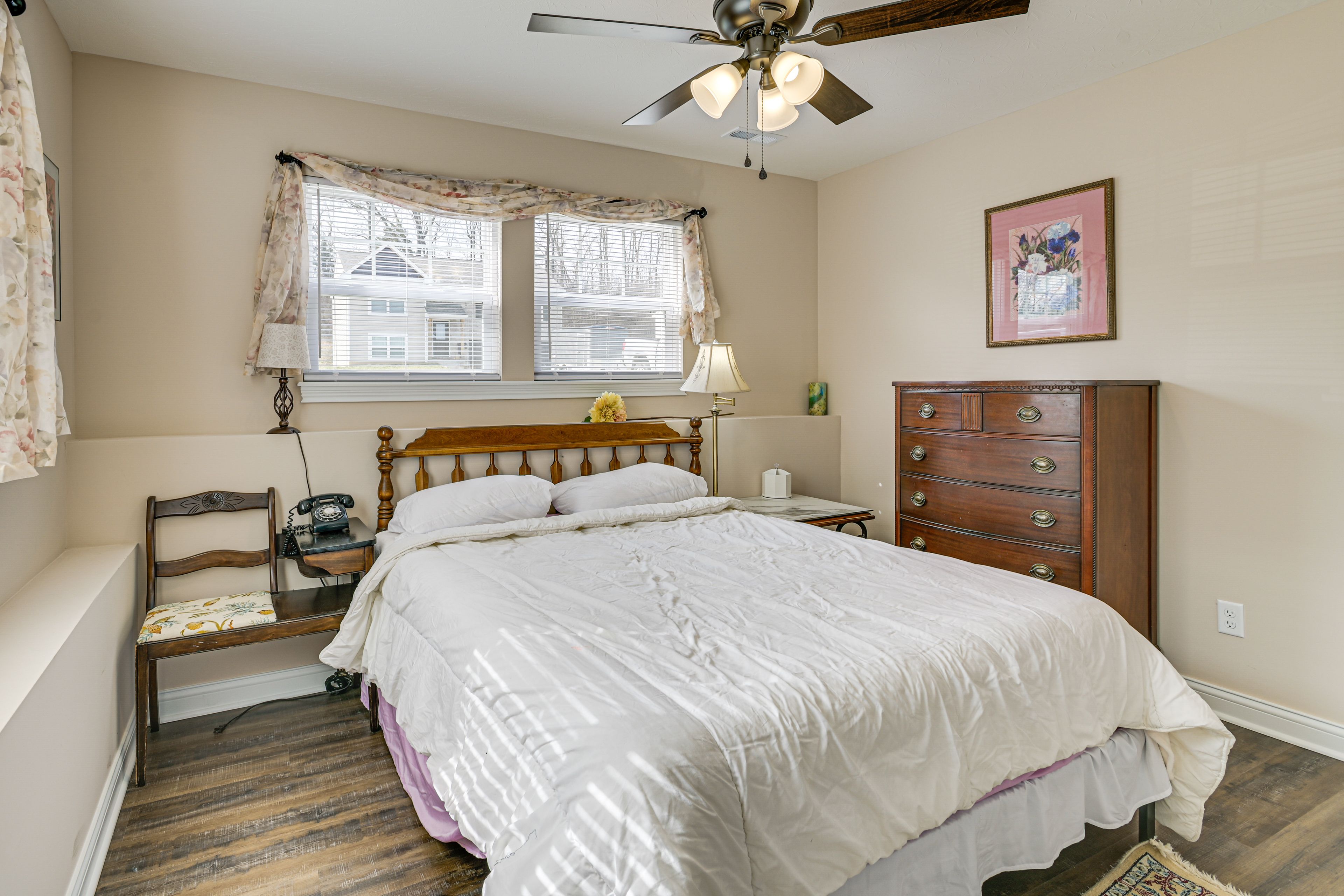 Bedroom 3 | Queen Bed | Upper Level