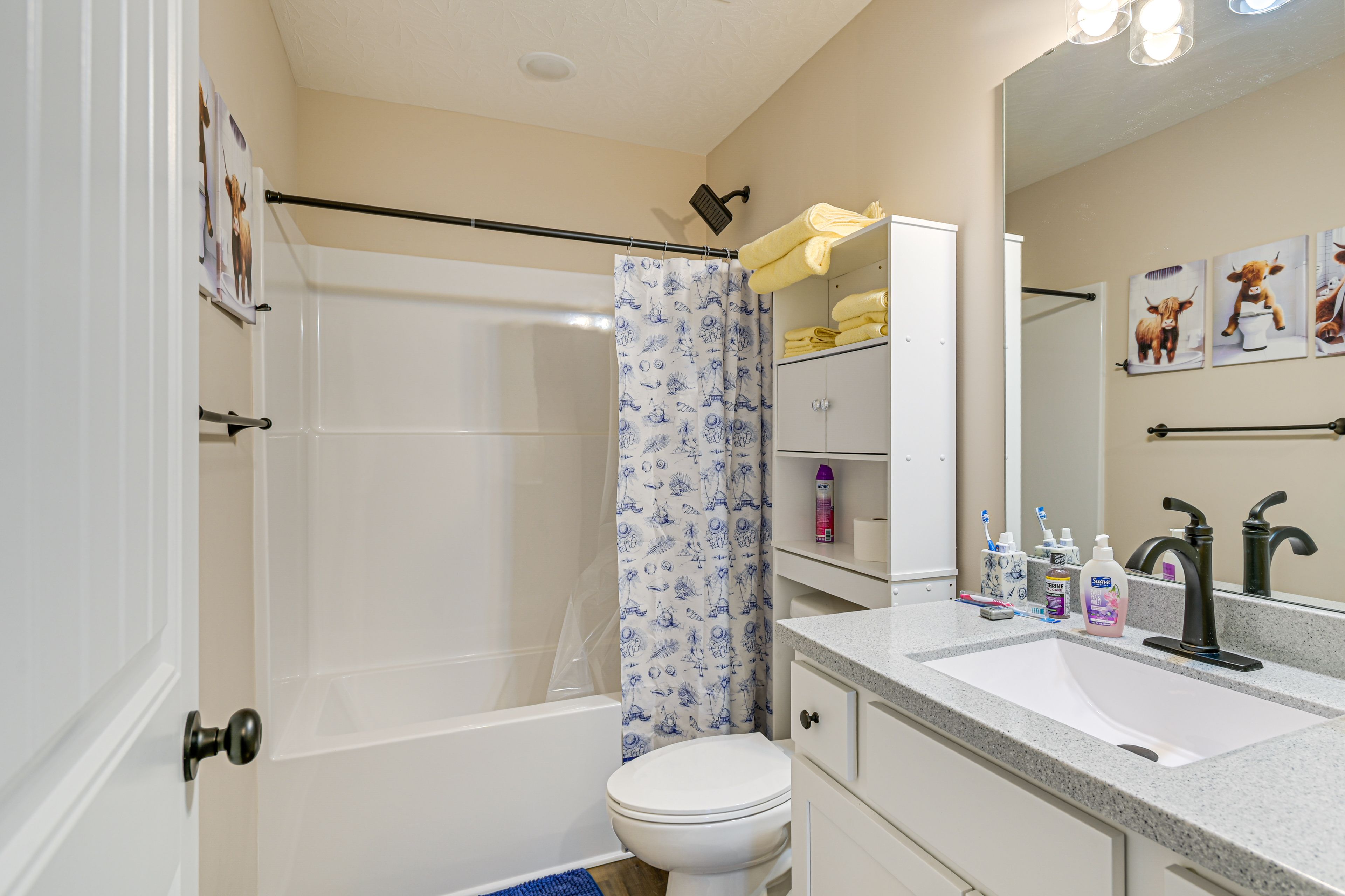 Full Bath | Main Level