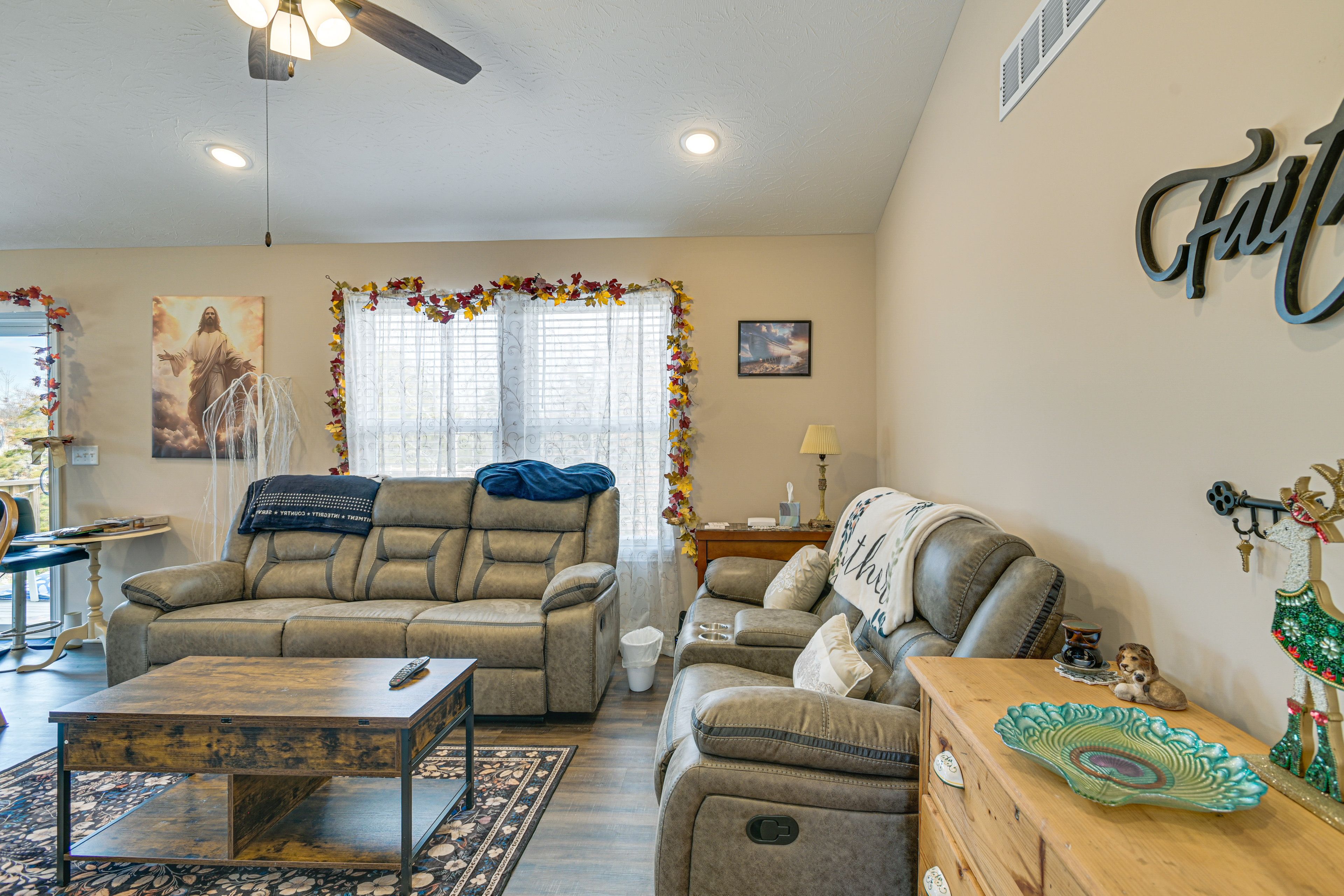 Living Room | Main Level