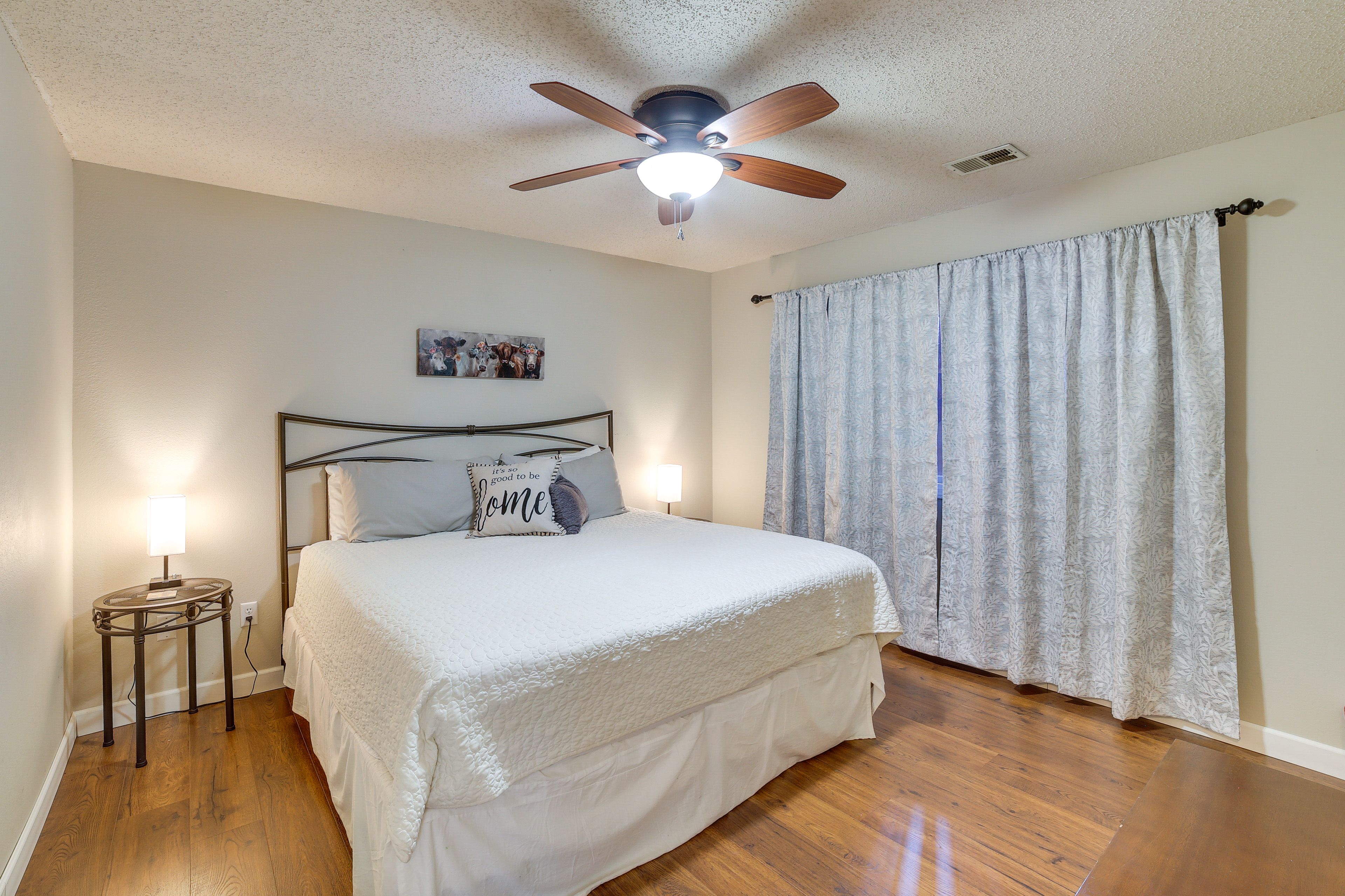 Bedroom 2 | King Bed