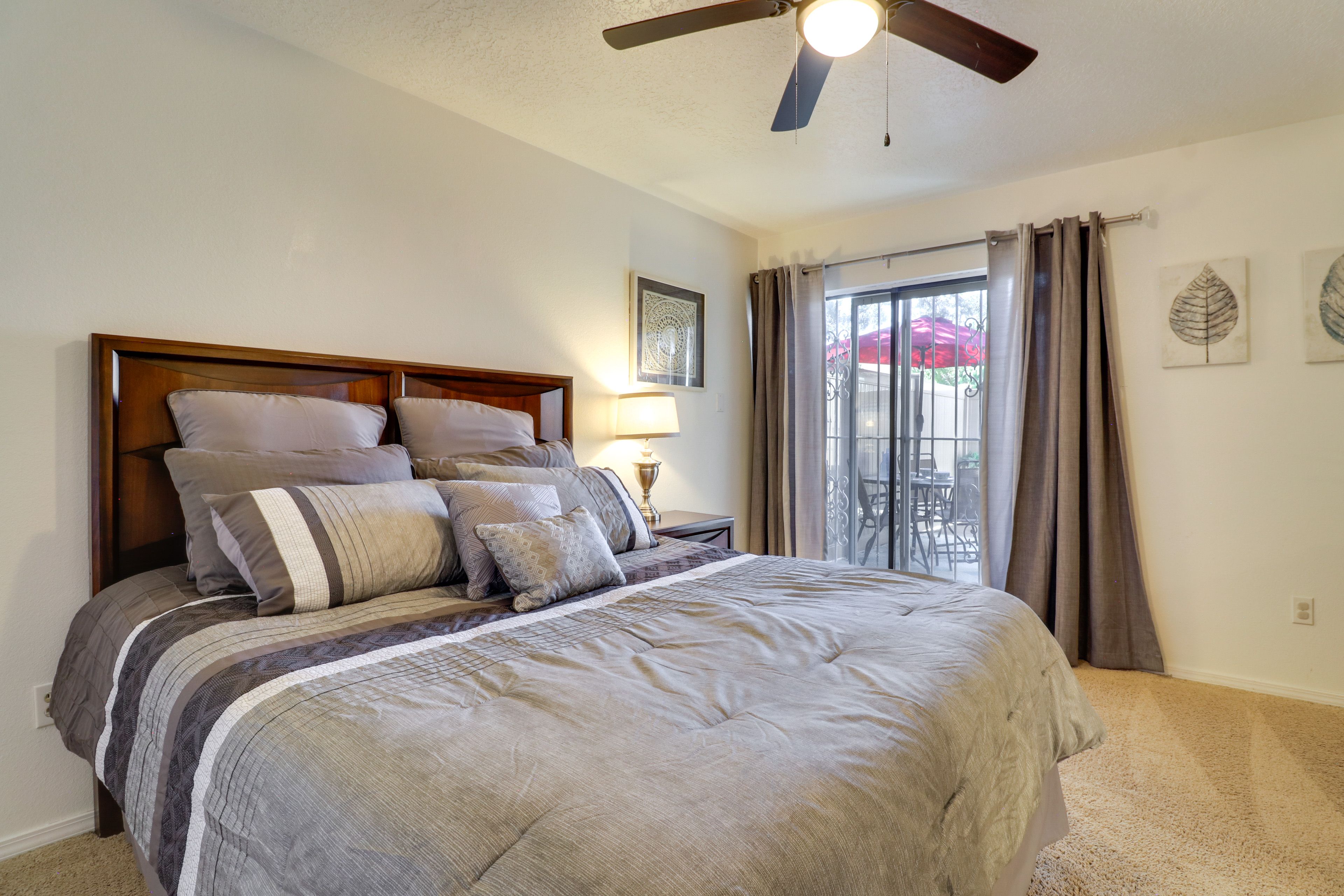 Bedroom 2 | Queen Bed