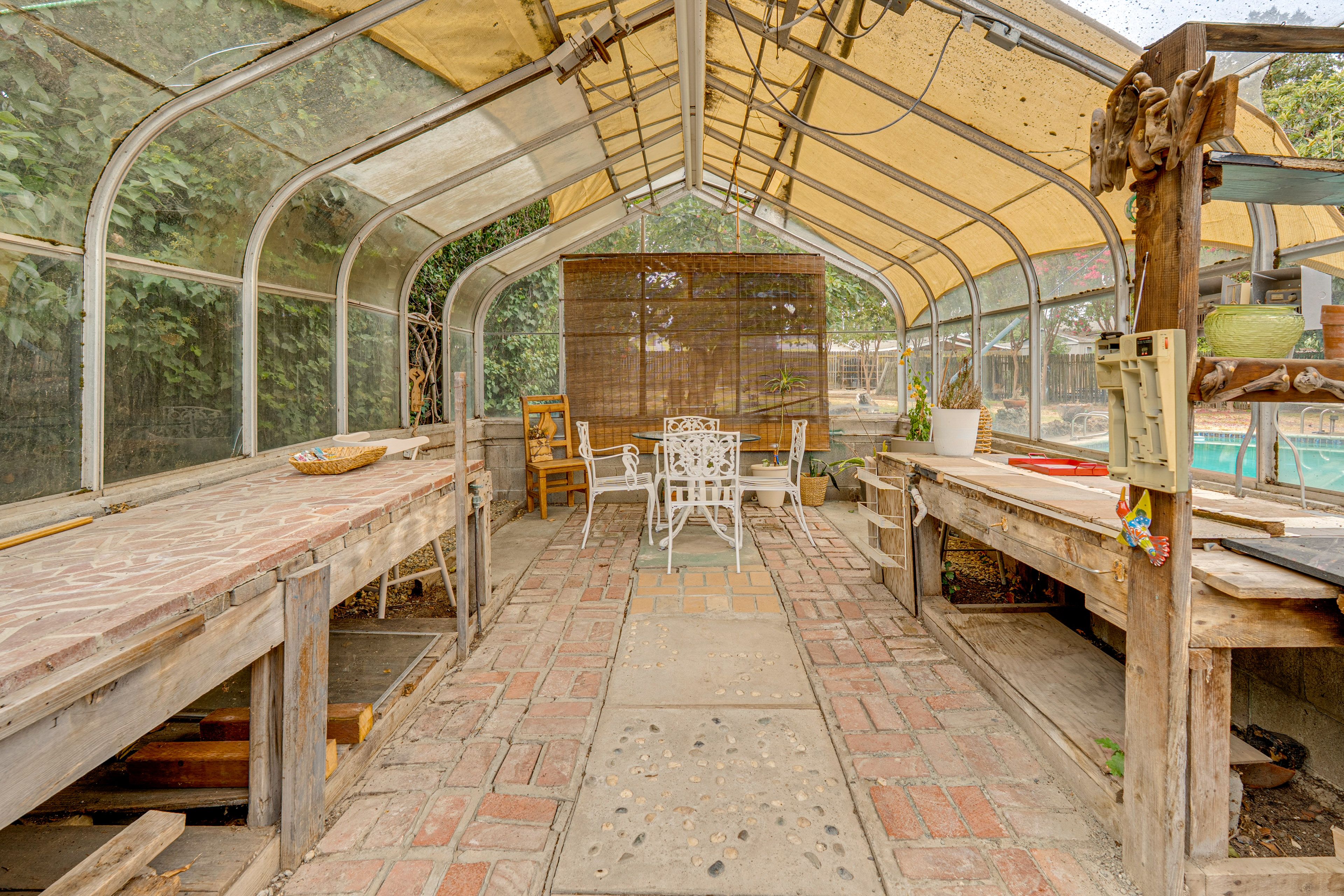 Greenhouse | Outdoor Dining
