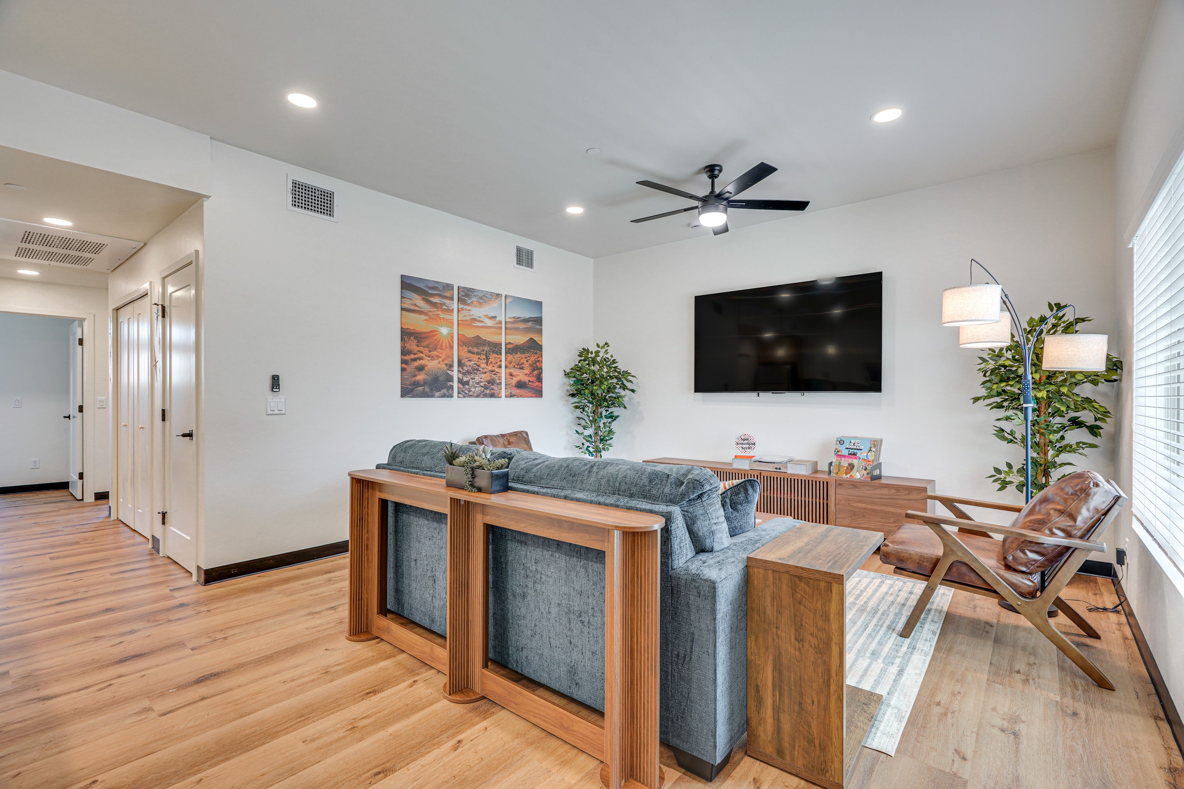 Living Room | Smart TV | Sleeper Sofa