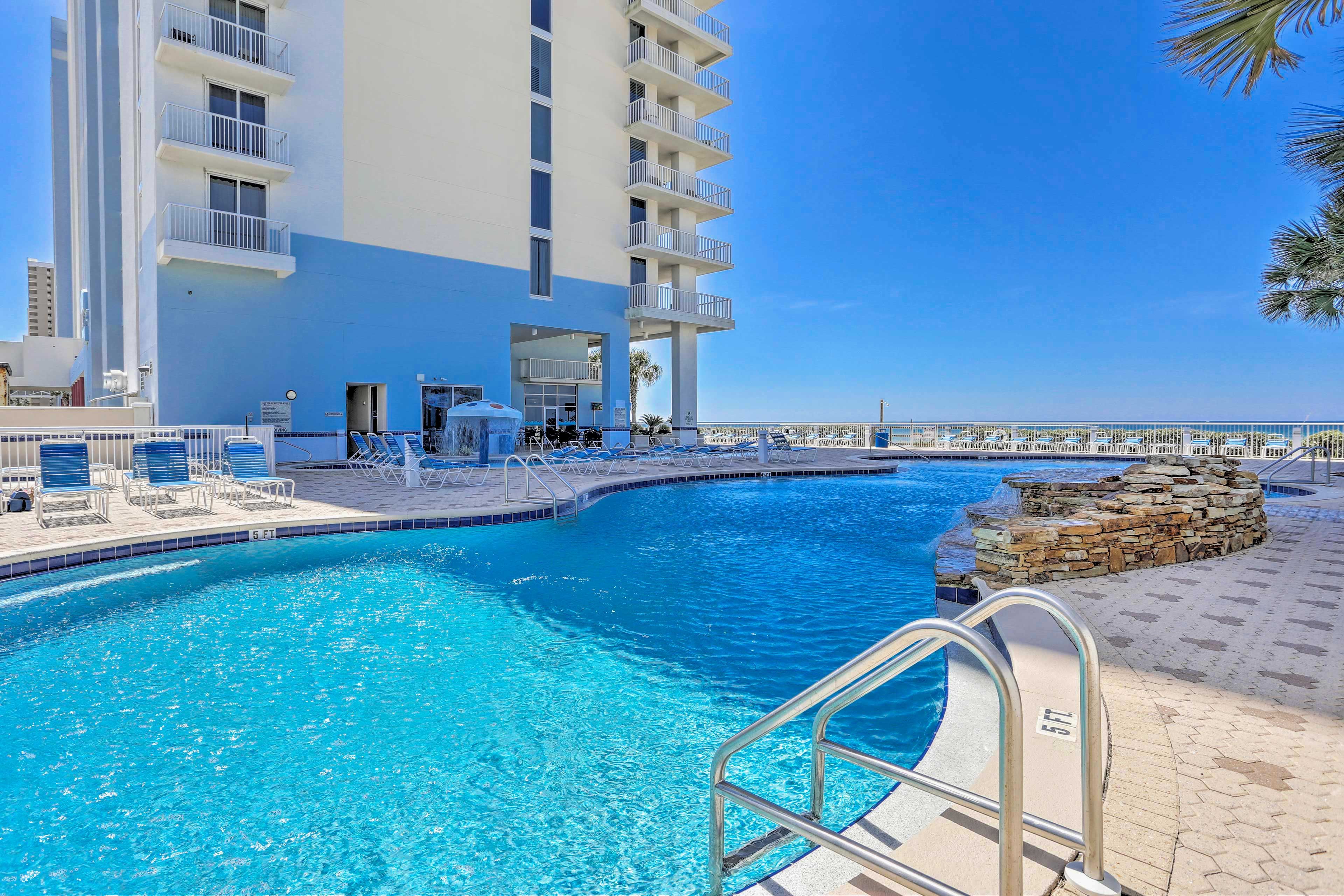 Majestic Beach Resort