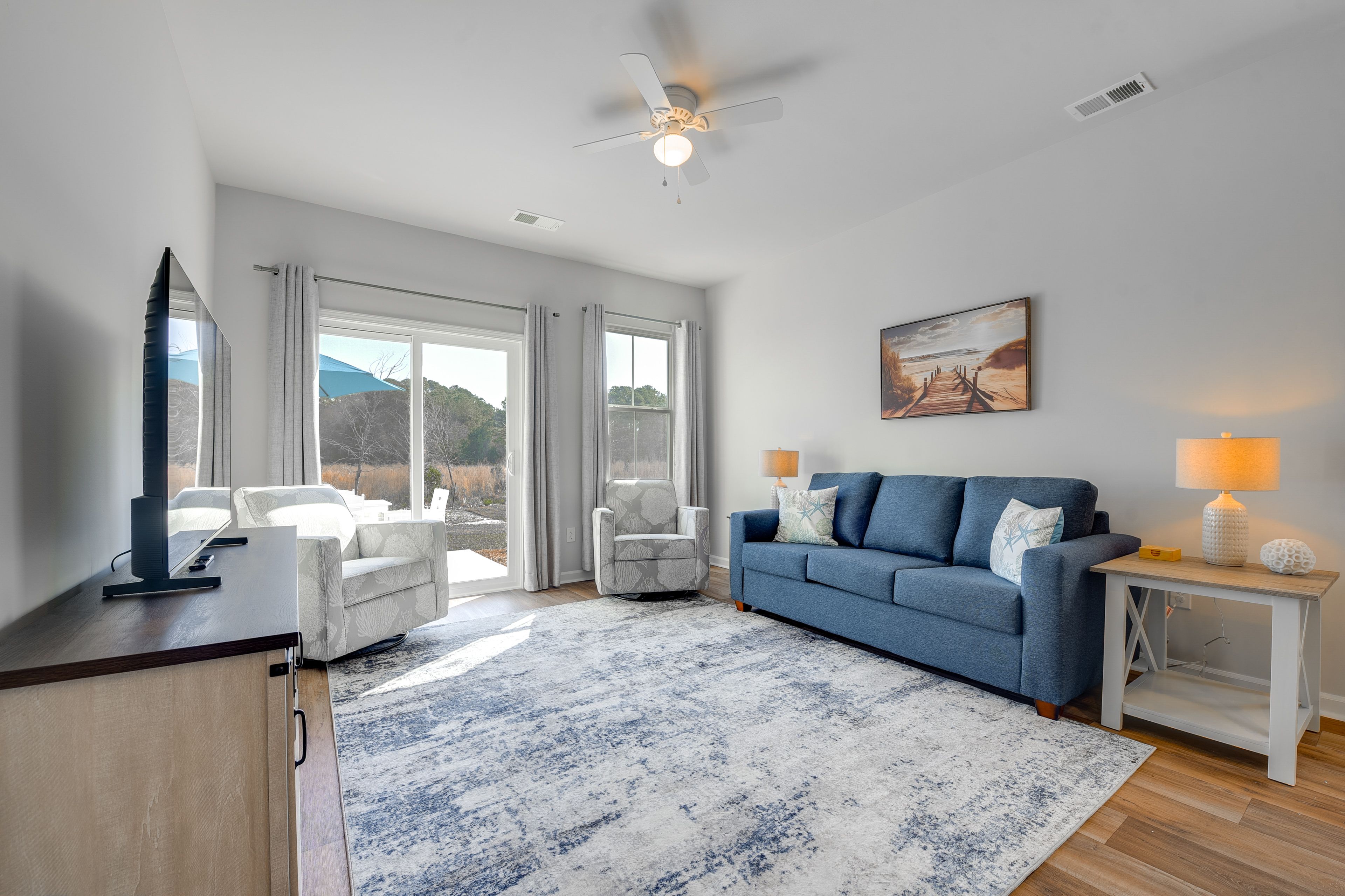 Ocean Isle Beach Vacation Rental | 3BR | 3BA | 1,437 Sq Ft | 1 Step to Enter