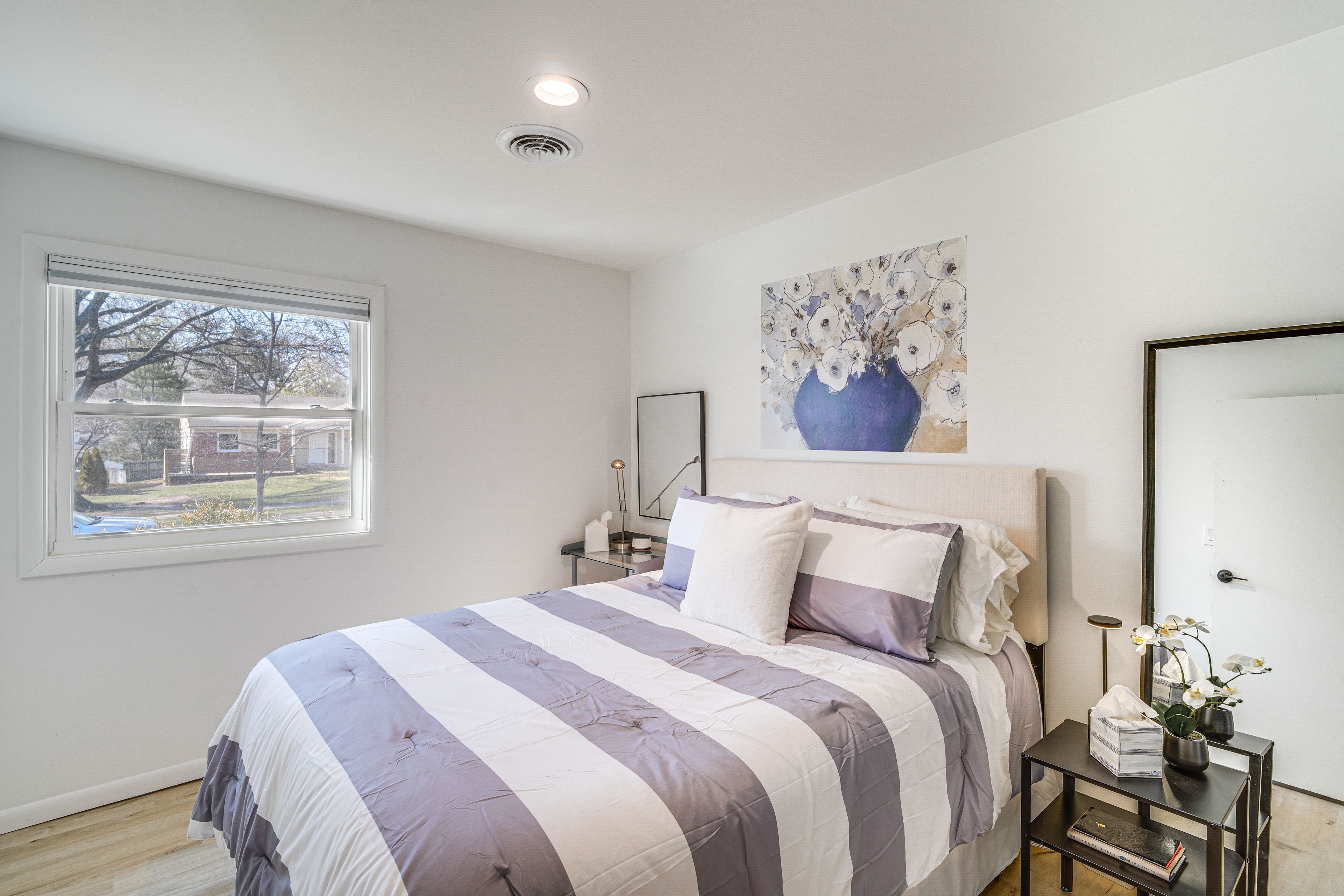 Bedroom 3 | Queen Bed