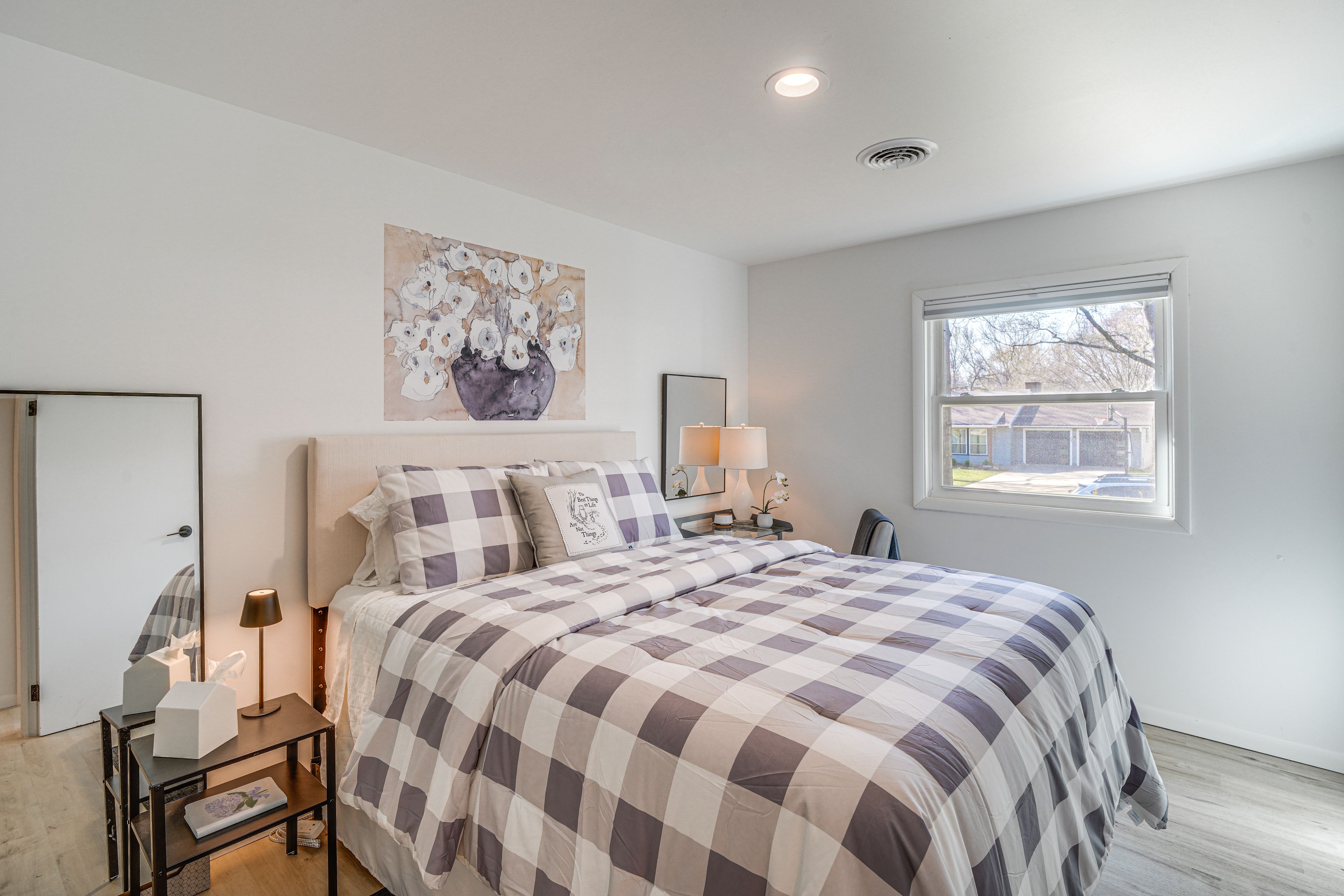 Bedroom 2 | Queen Bed