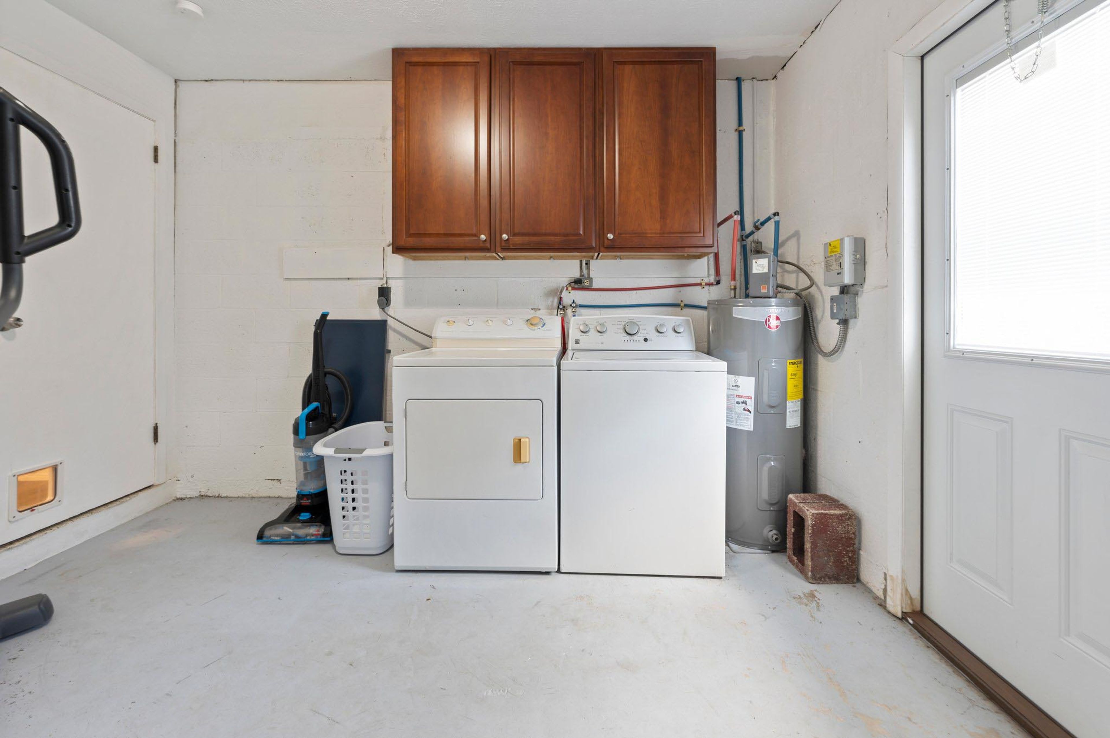 Laundry Area | Garage