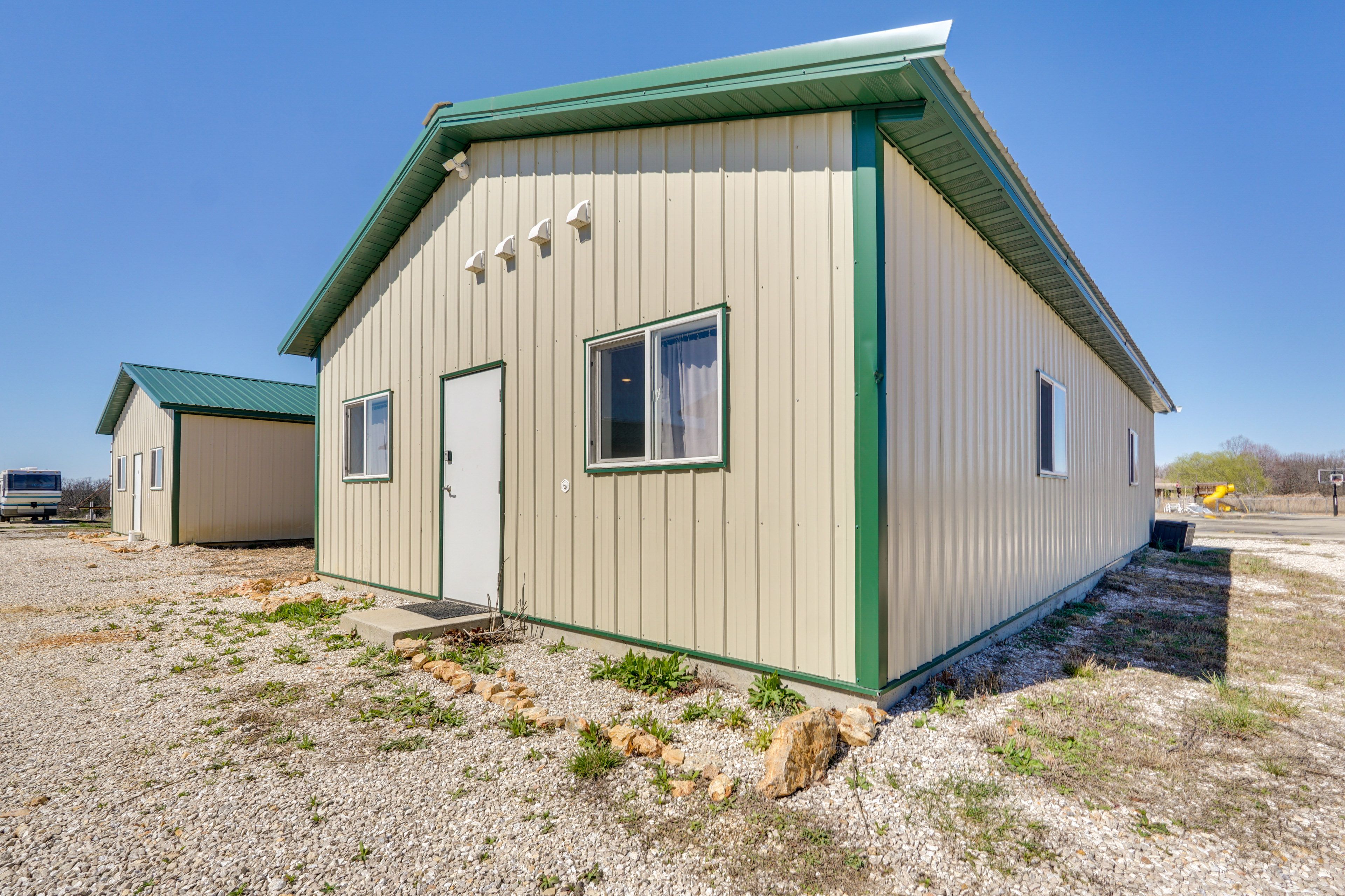 Exterior | Open Parking On-Site