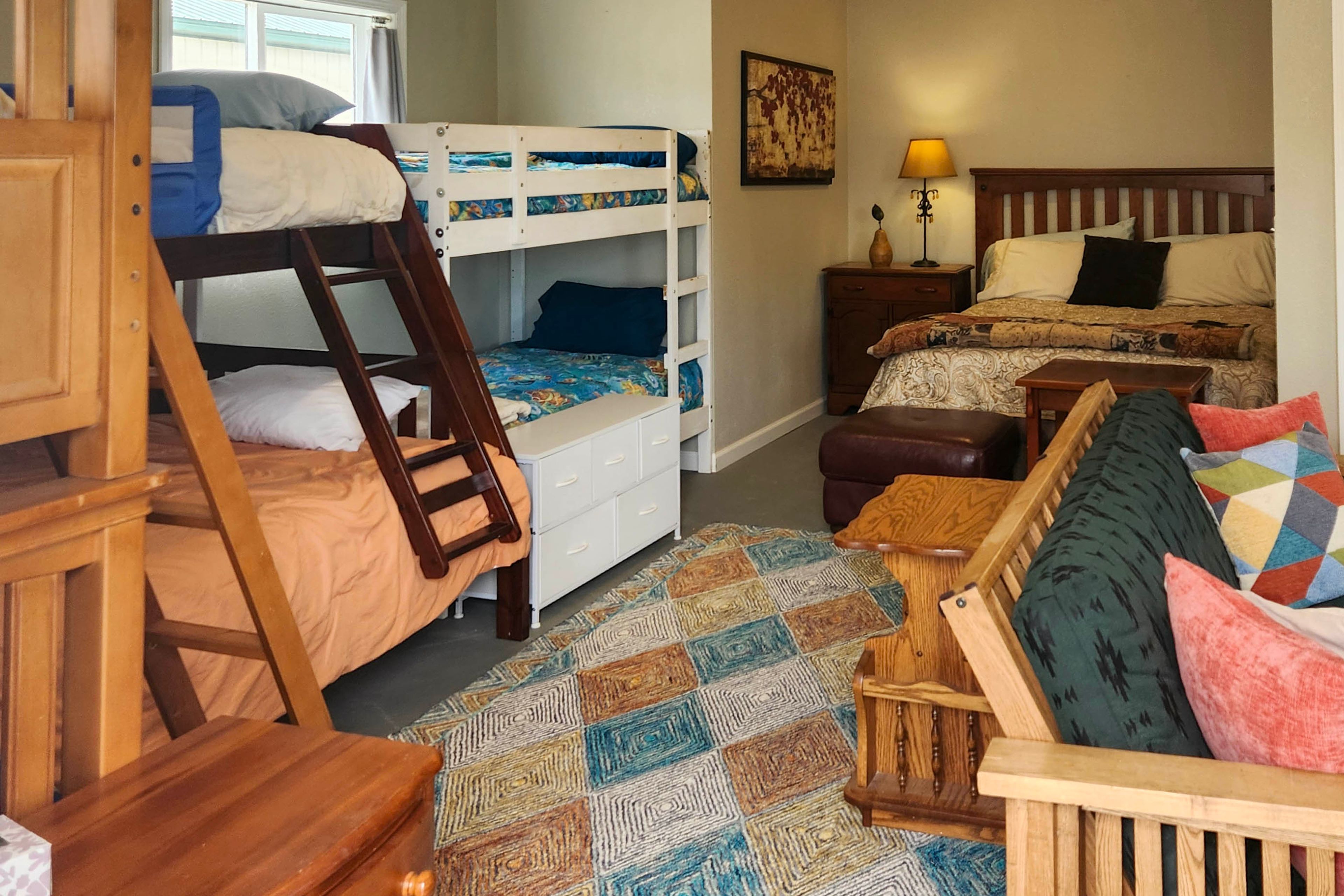 Studio | 2 Twin Bunk Beds | Twin/Full Bunk Bed