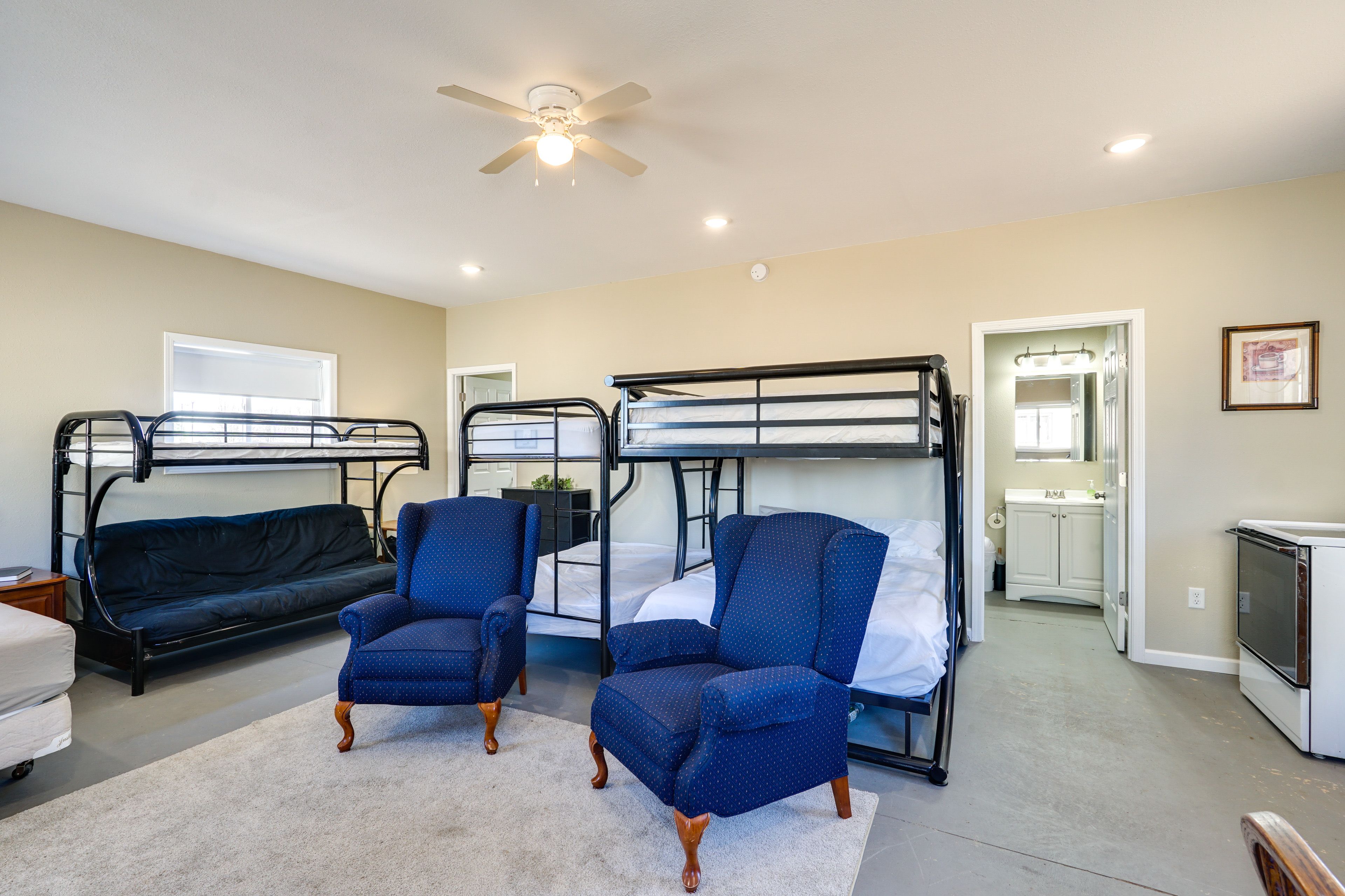 Studio | Full Bunk Bed | Twin/Full Bunk Bed | Twin/Full Futon Bunk Bed