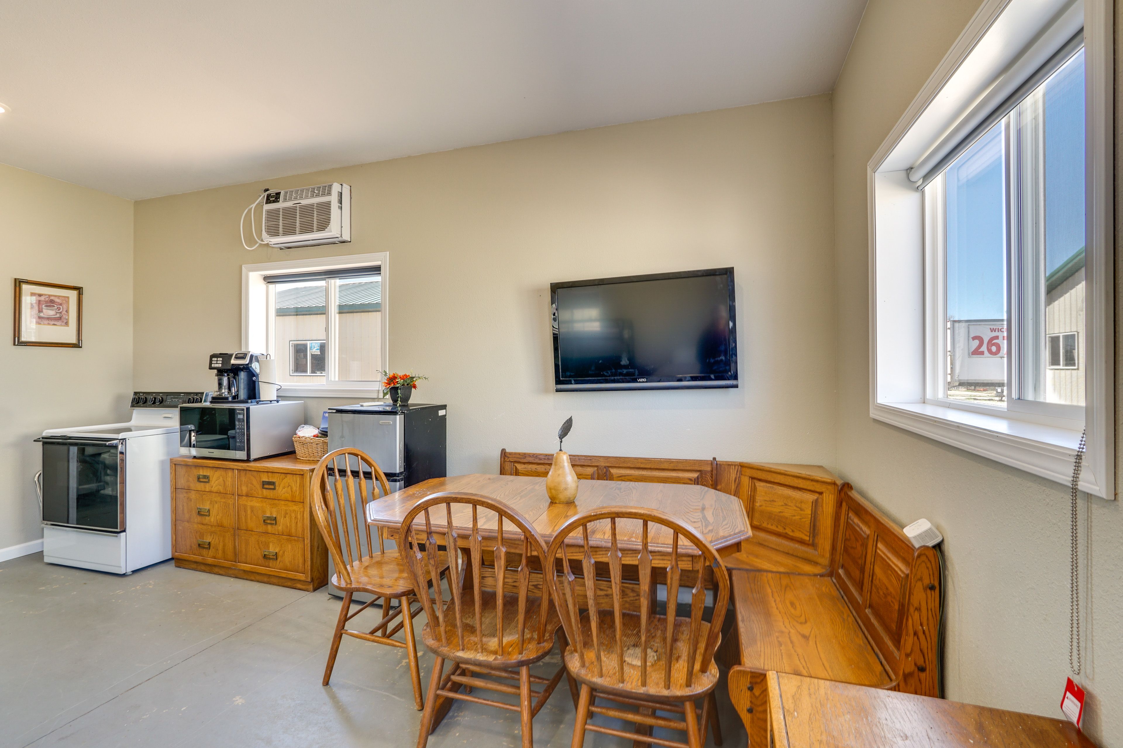 Richland Vacation Rental | Studio | 2BA | 900 Sq Ft