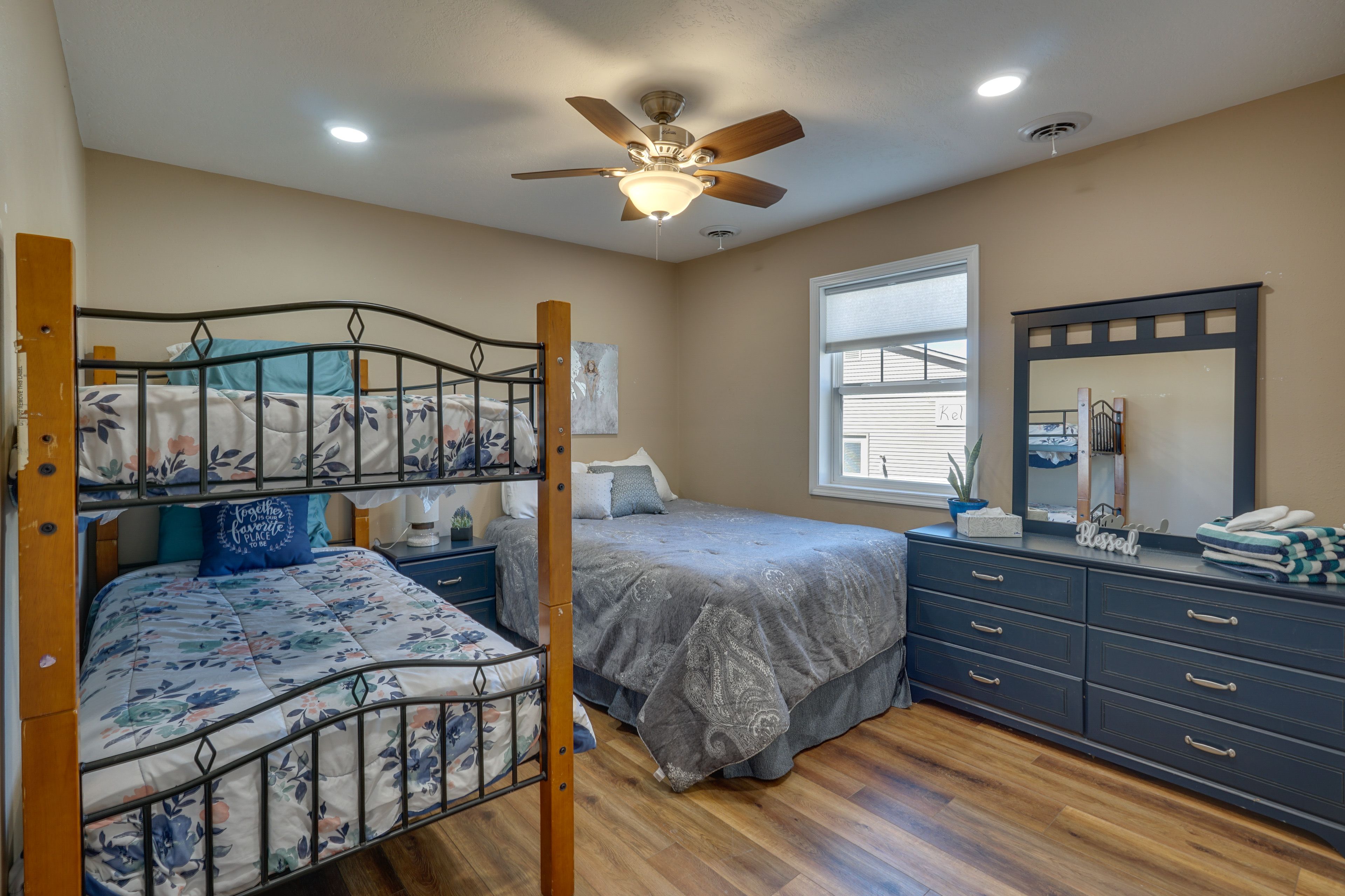 Bedroom 2 | Queen Bed | Twin Bunk Bed