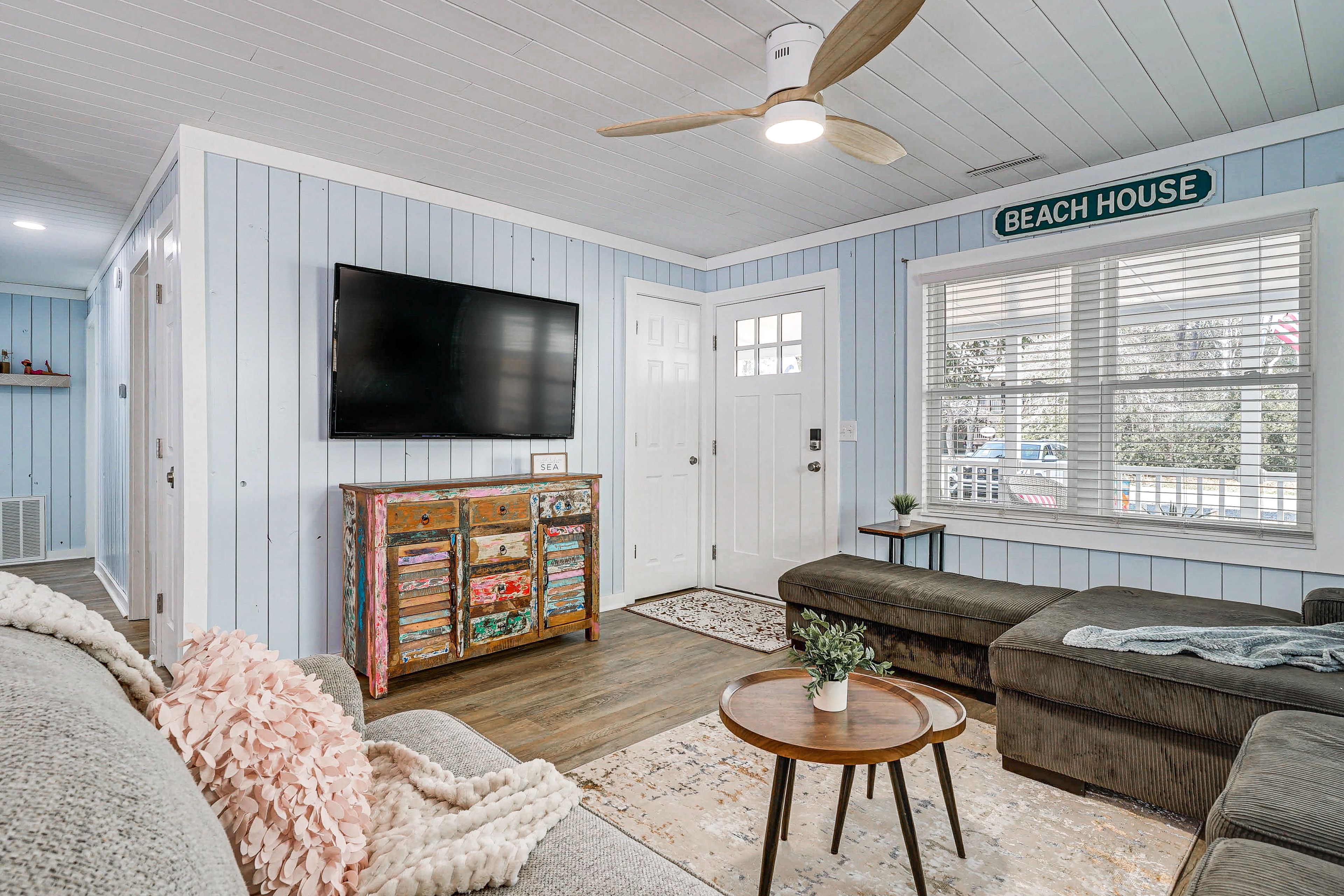 Interior | Single-Story House | In-Unit Laundry