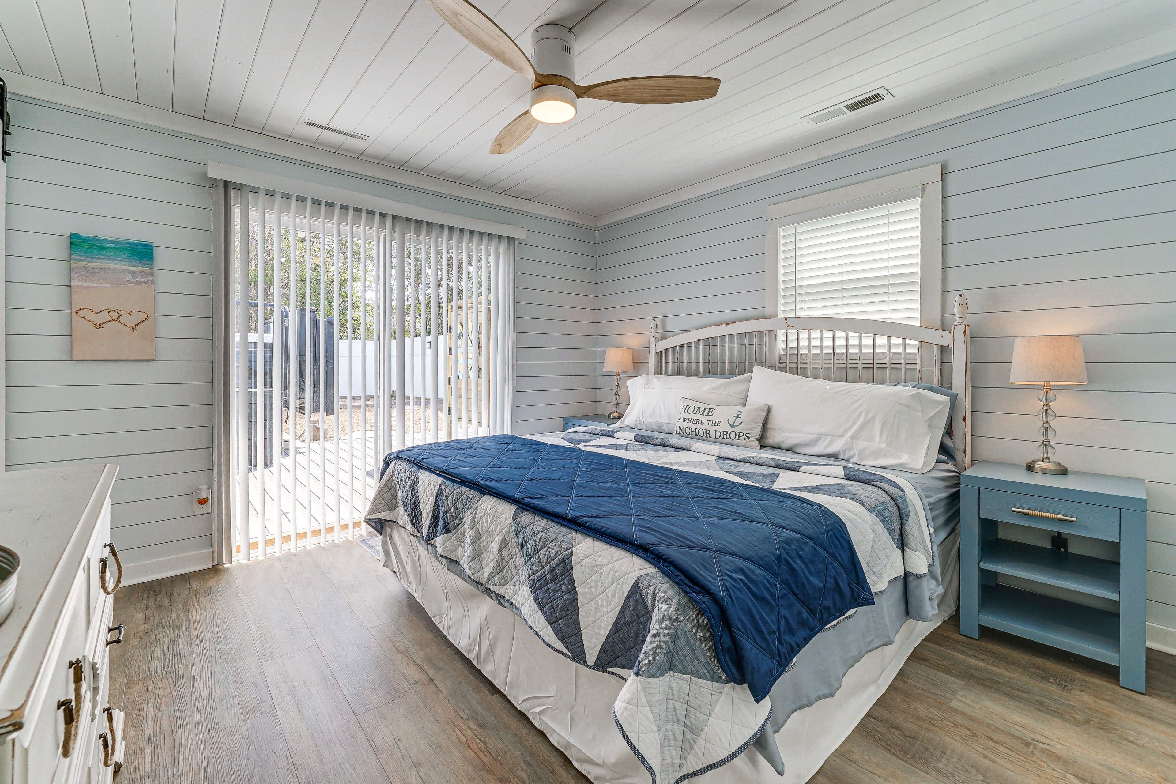 Bedroom 1 | King Bed