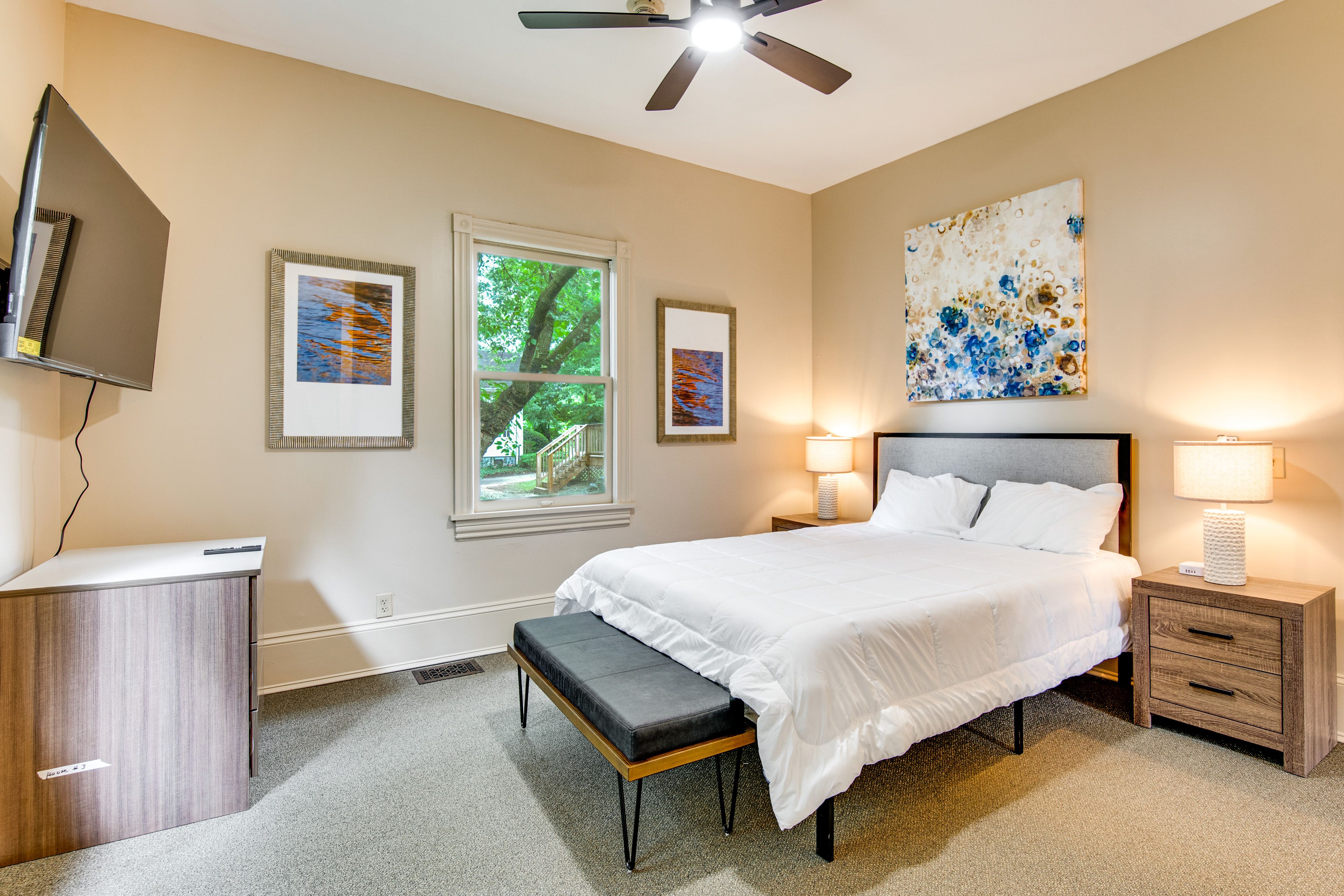Bedroom 2 | Queen Bed | 1st Floor