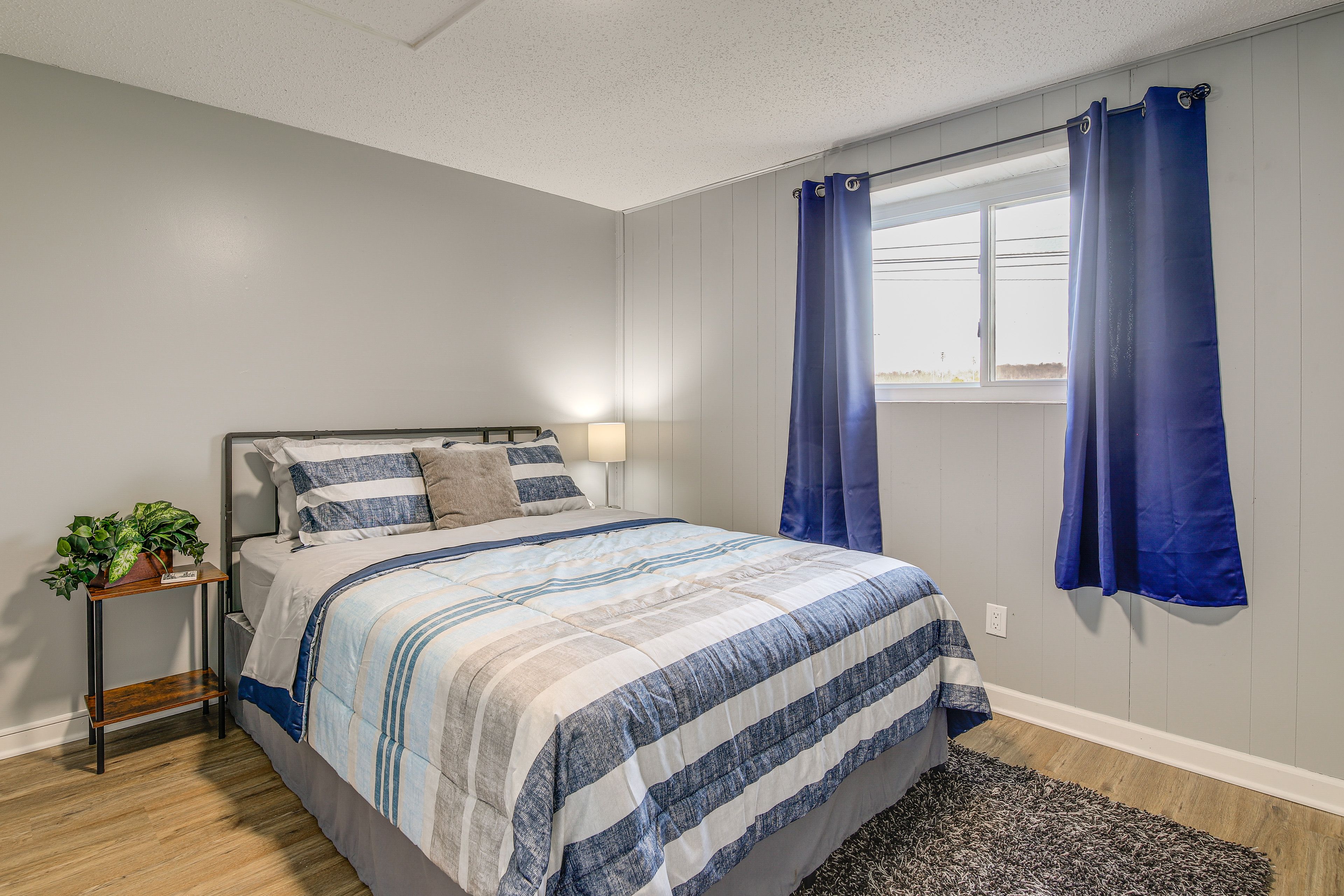 Bedroom 4 | Queen Bed | Lower Level