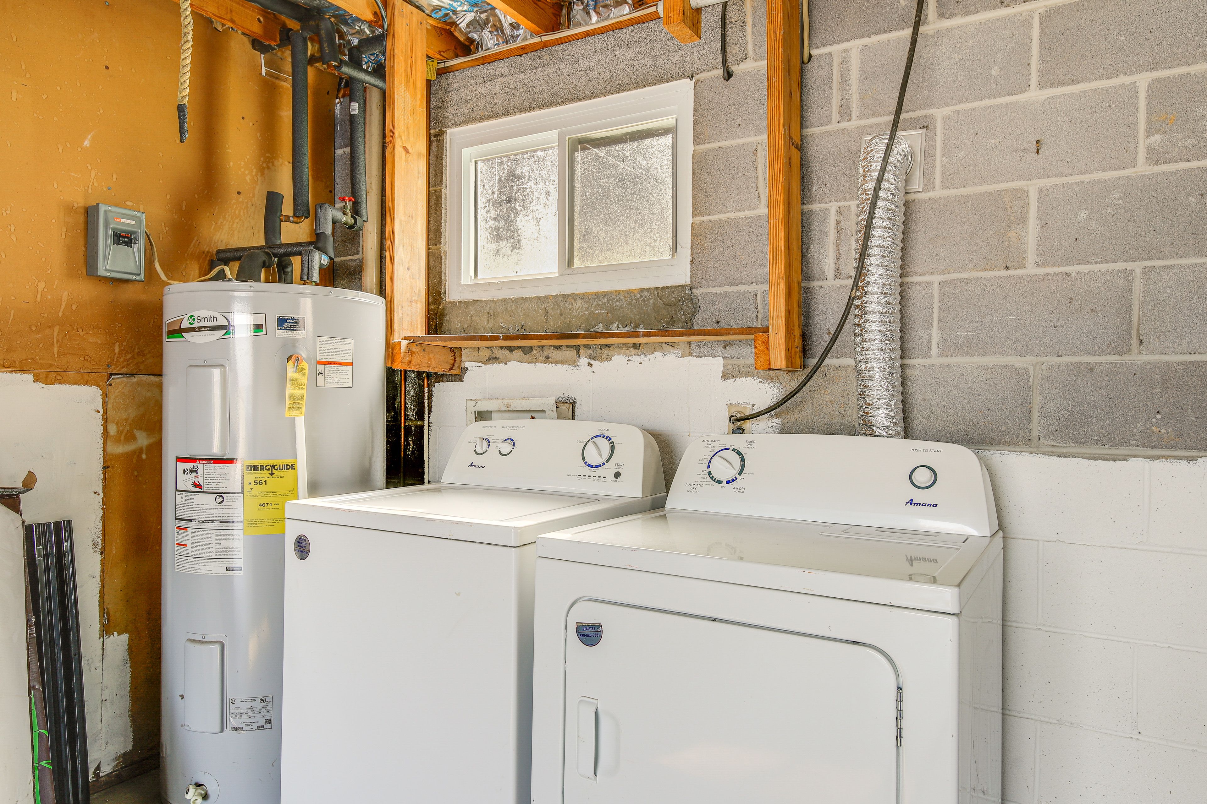 Laundry Room | Lower Level