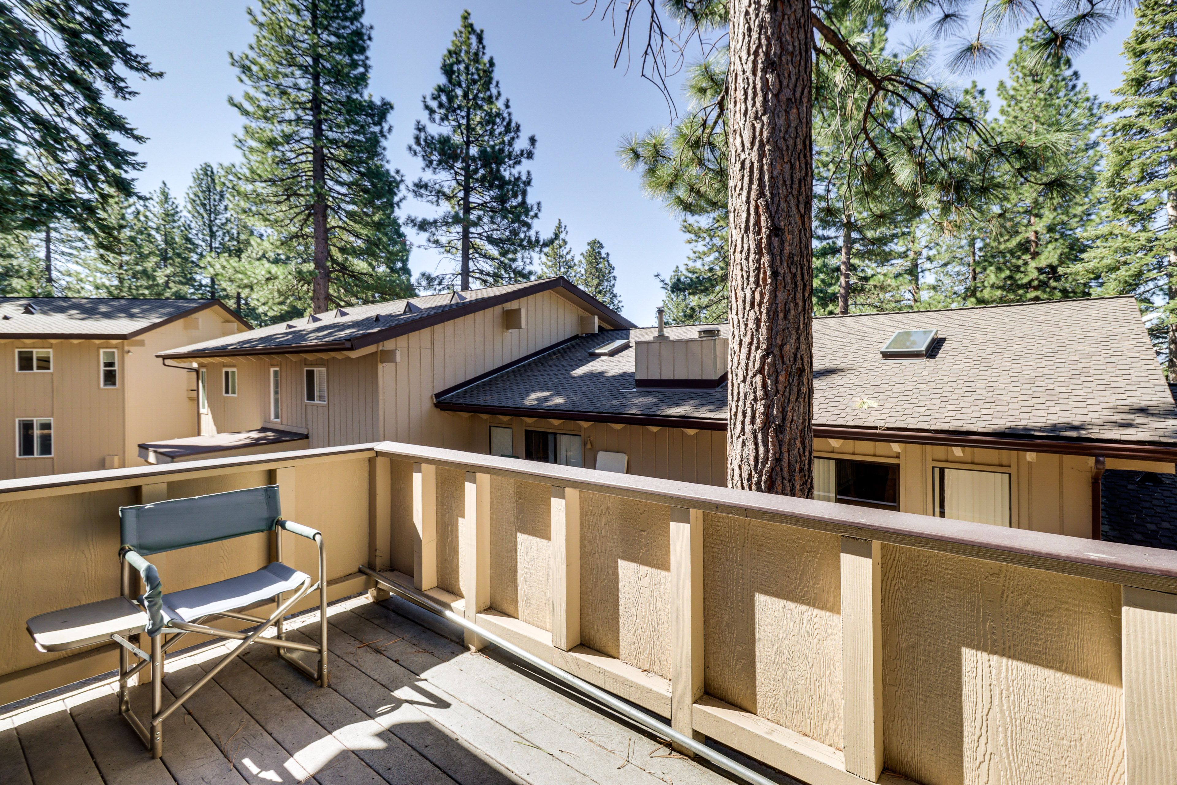 Private Deck