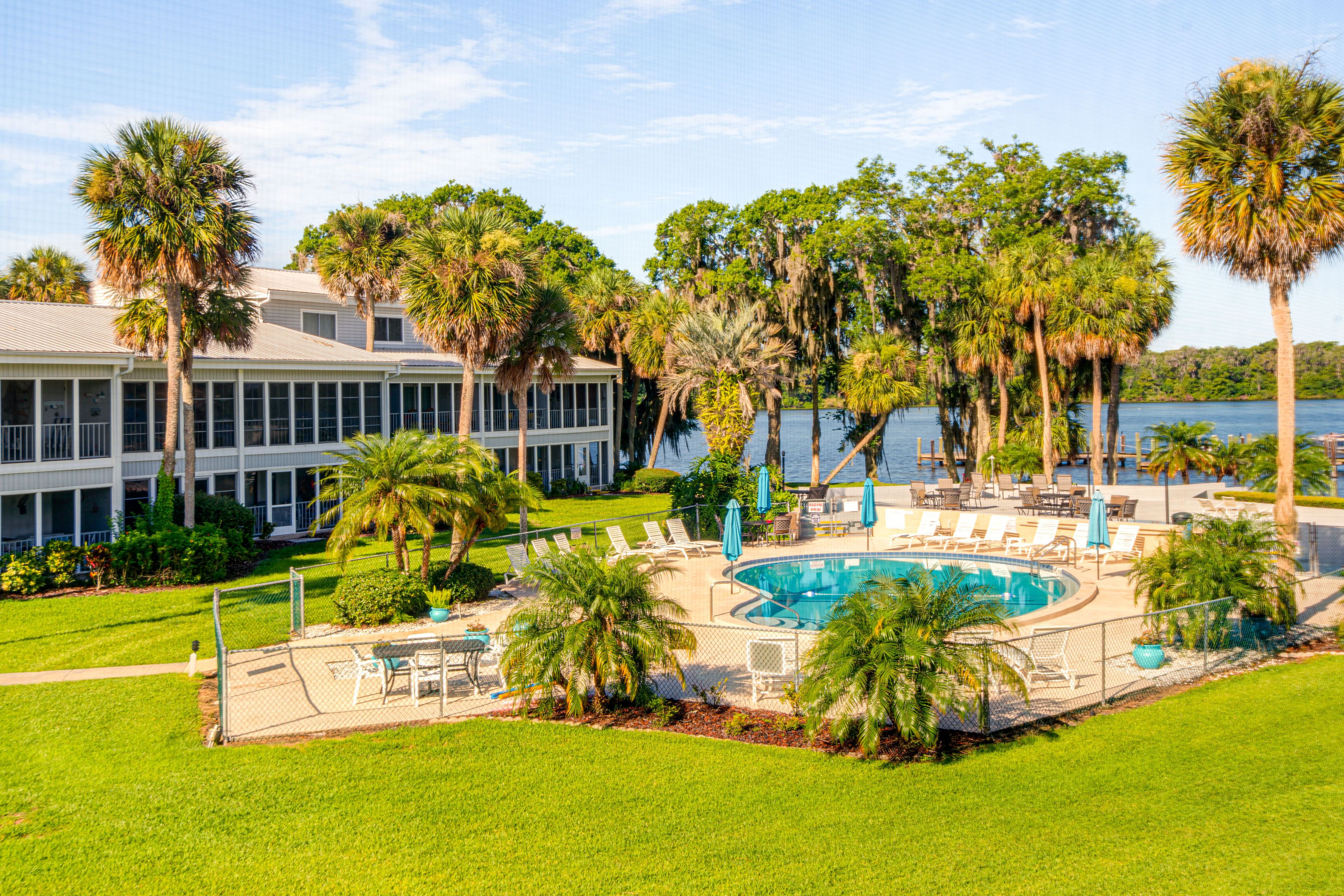 River Bend Condominiums Amenities