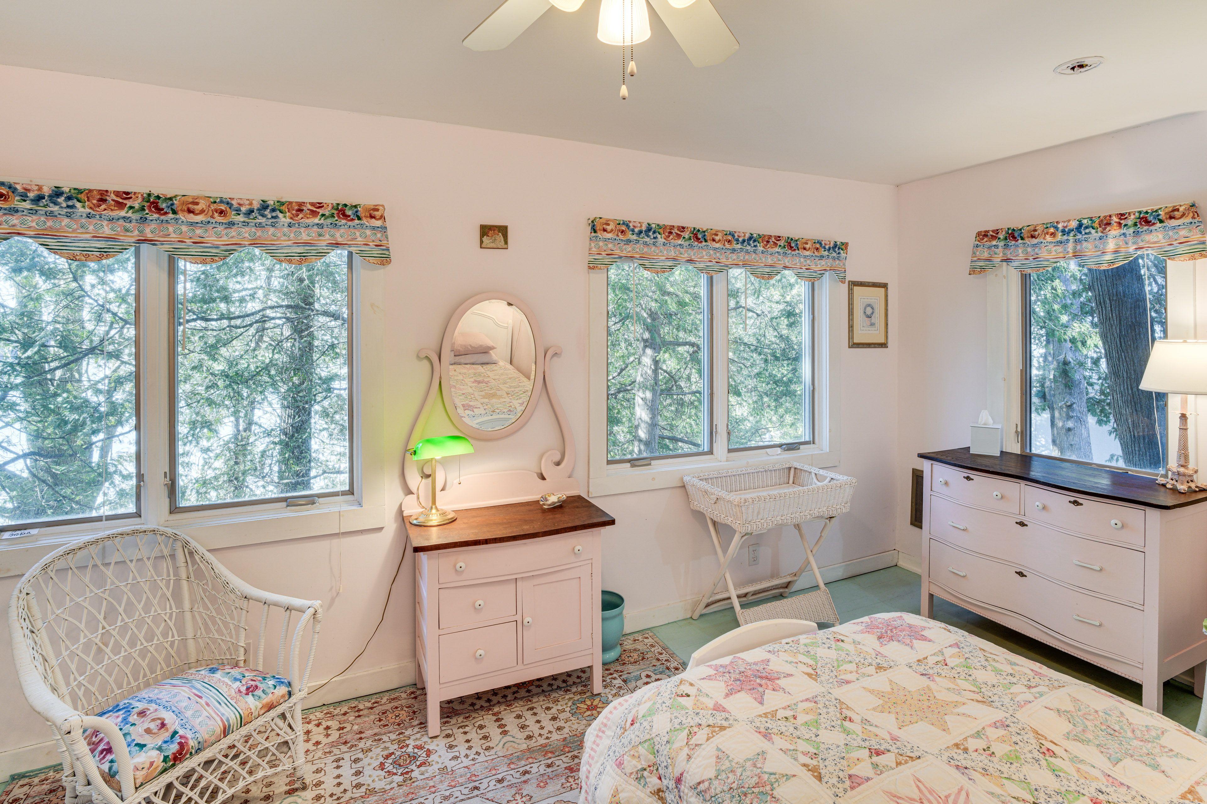 Bedroom 5 | 2nd Floor | 2 Twin Beds