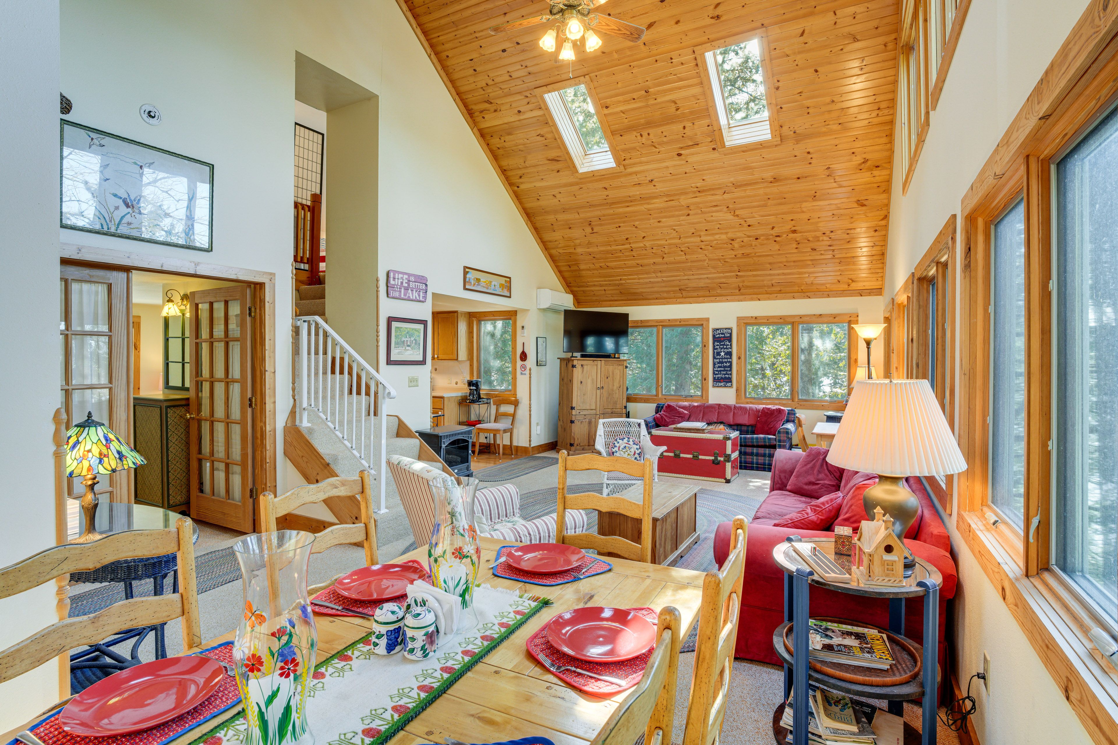 Dining Area | 3rd Floor