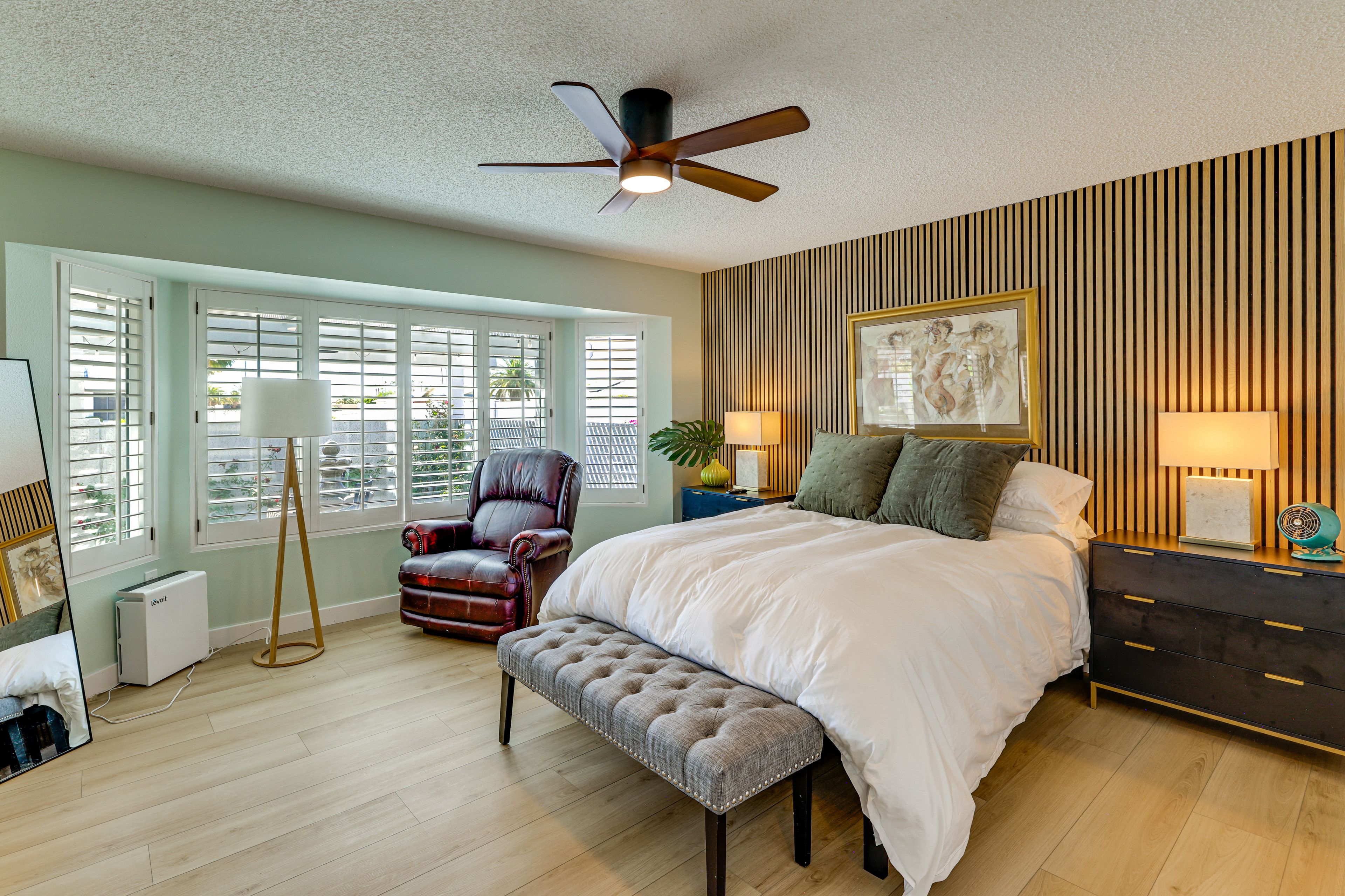 Bedroom 1 | Queen Bed