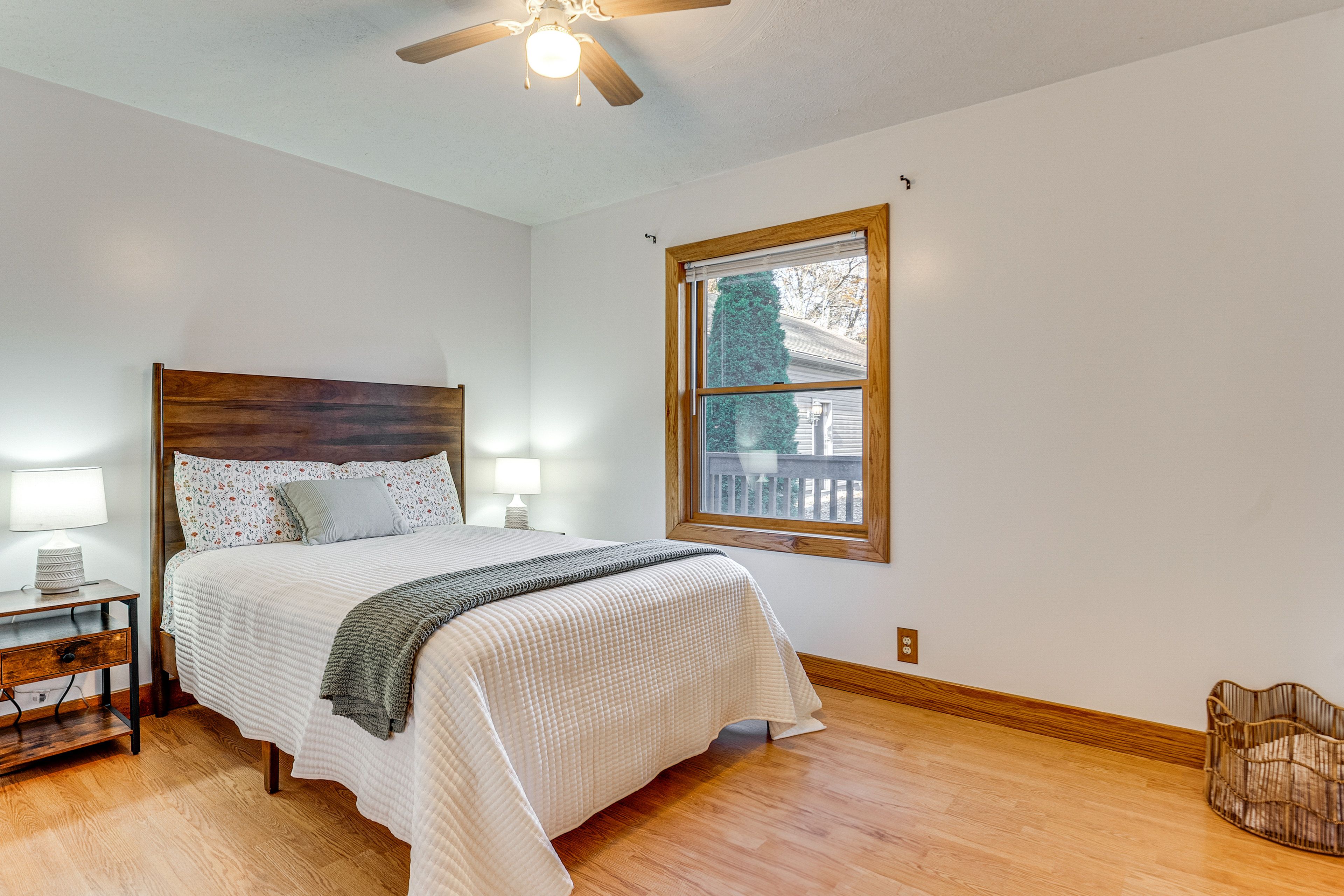 Bedroom 2 | Queen Bed | 2nd Floor