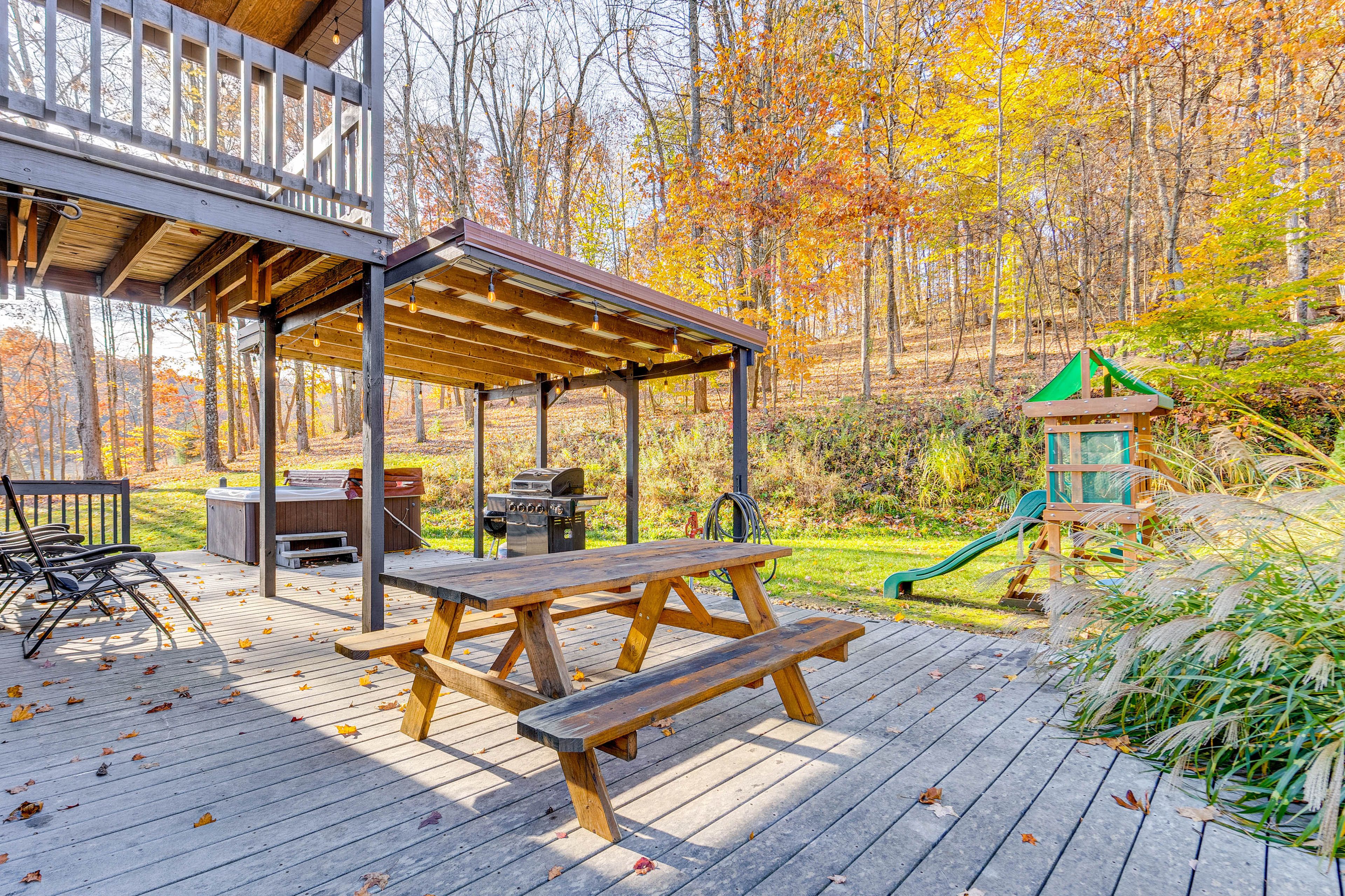 Private Deck | Outdoor Dining