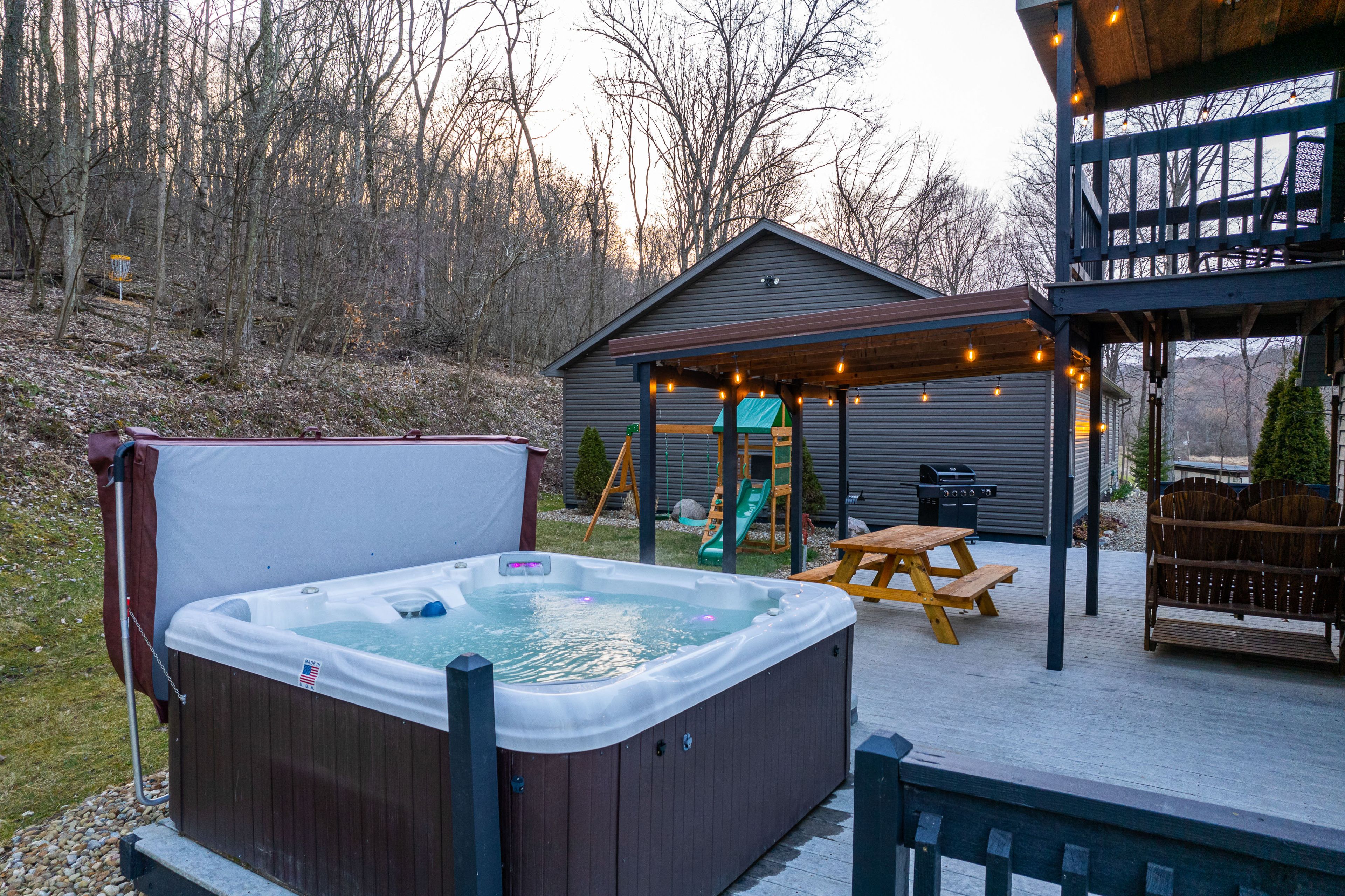 Private Hot Tub | Patio | Gas Grill | Playground