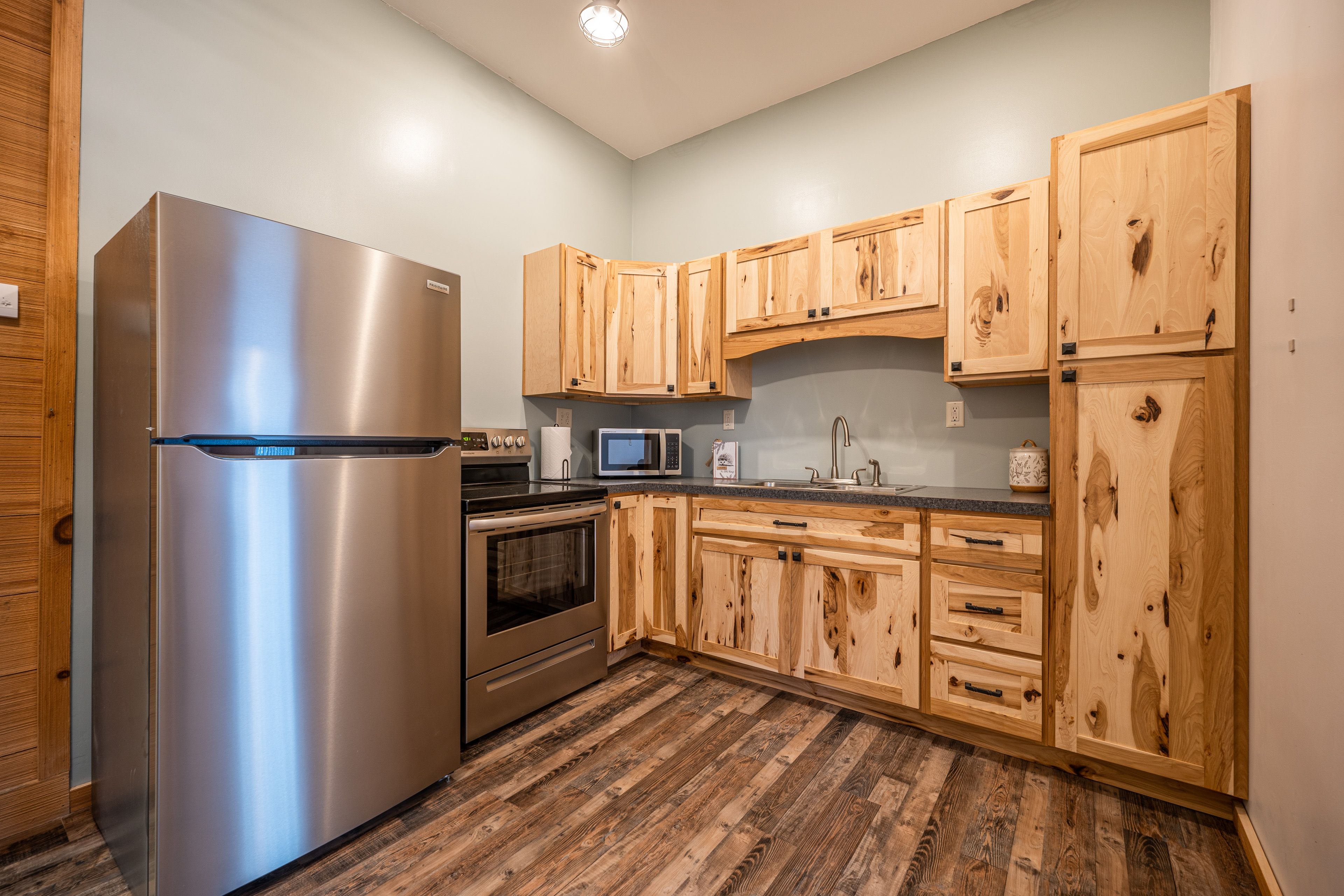 Lower Kitchen | 1st Floor | Breakfast Bar