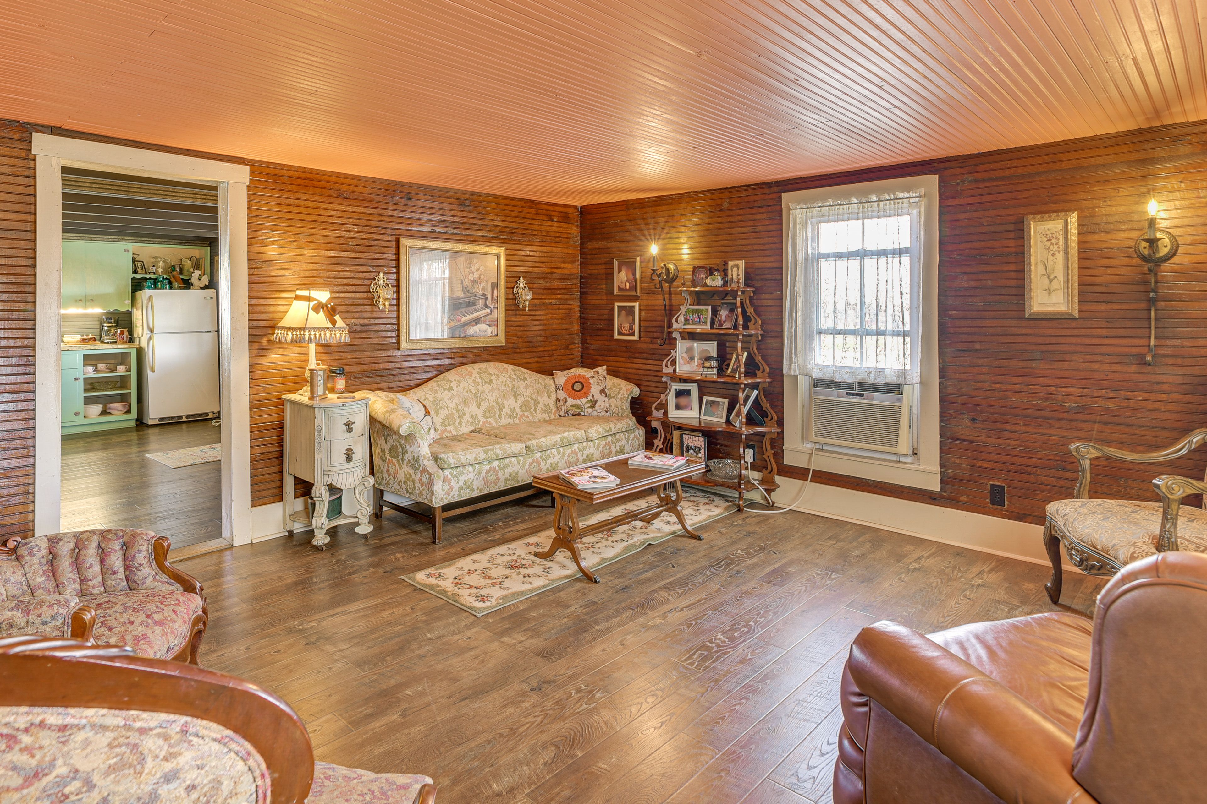 Living Room | Main Level