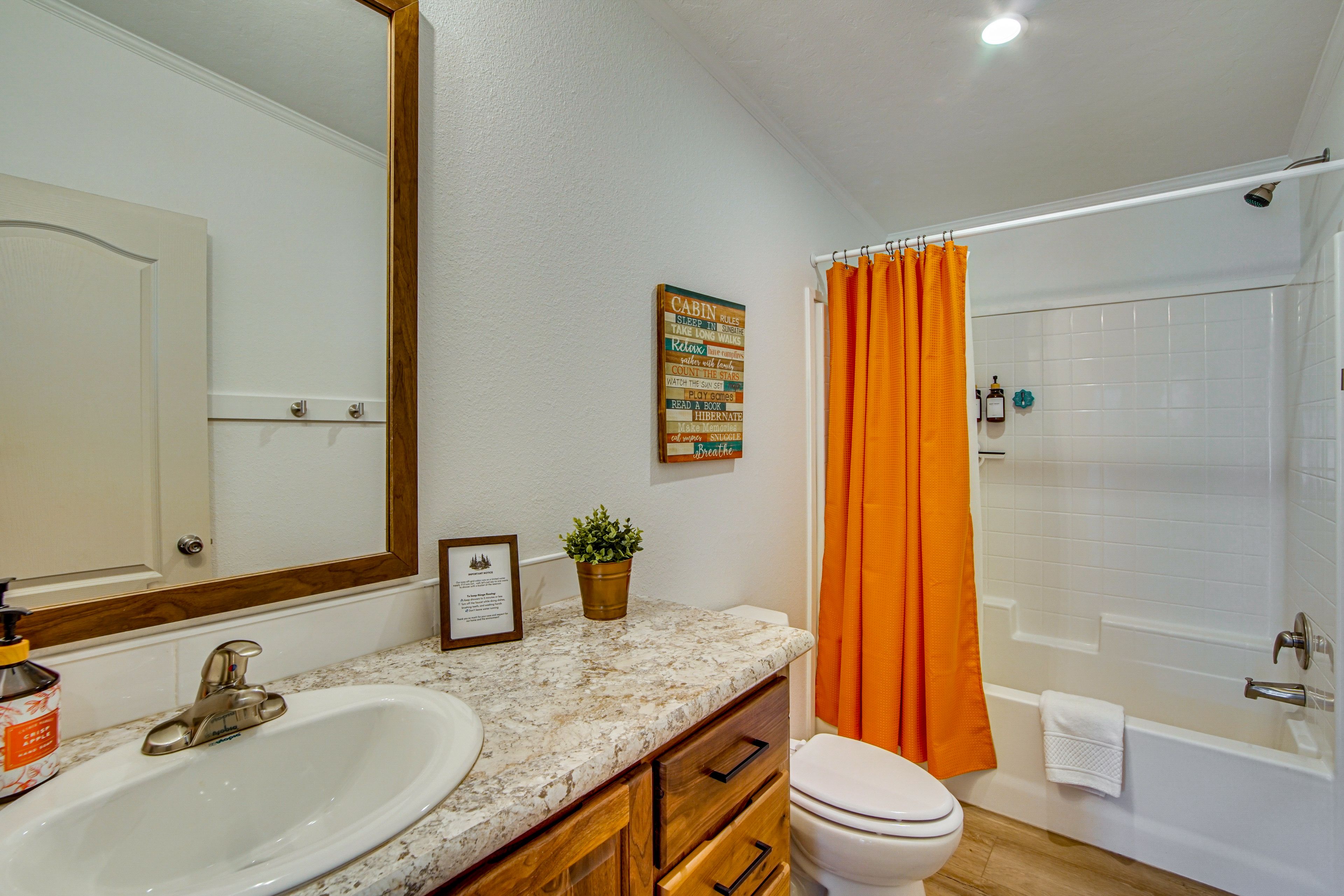 Full Bathroom