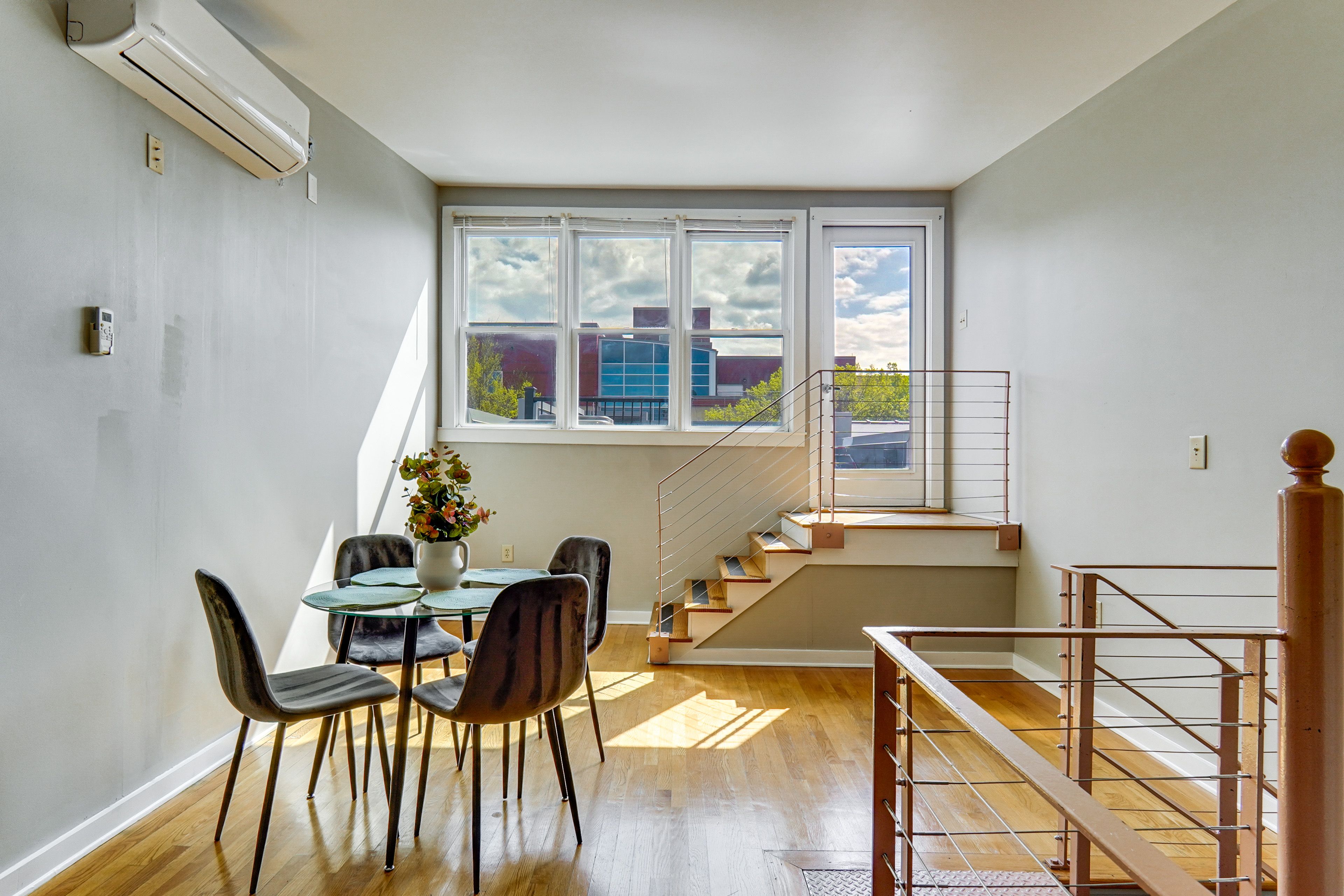 Dining Area & Rooftop Access | Upper Level