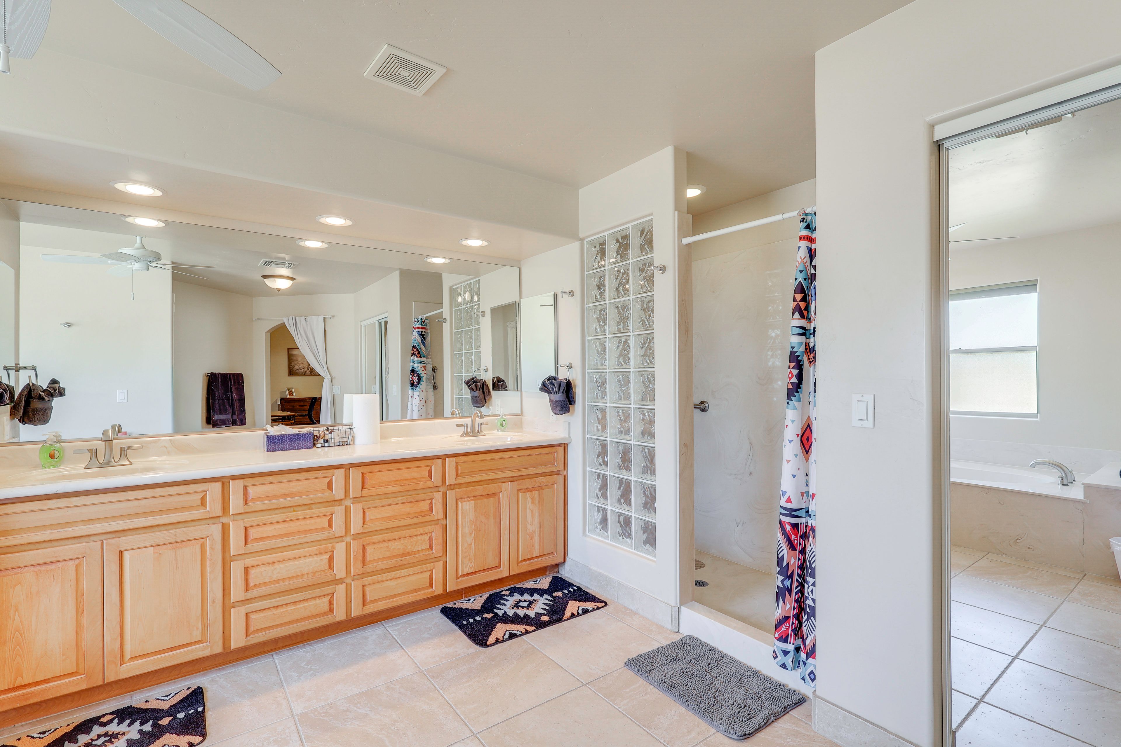 En-Suite Bathroom