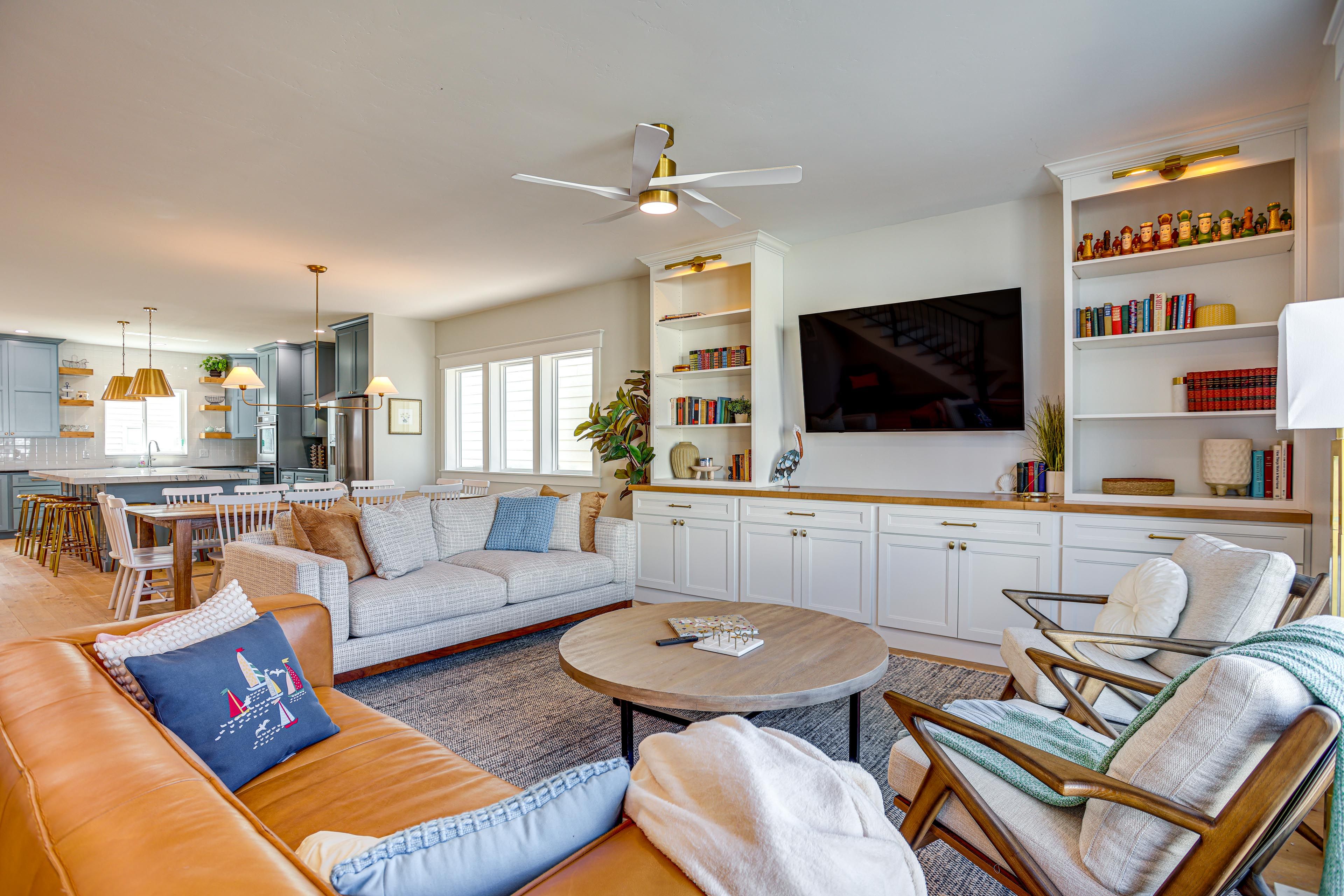 Garden City Vacation Rental | 5BR | 4.5BA | 3,300 Sq Ft