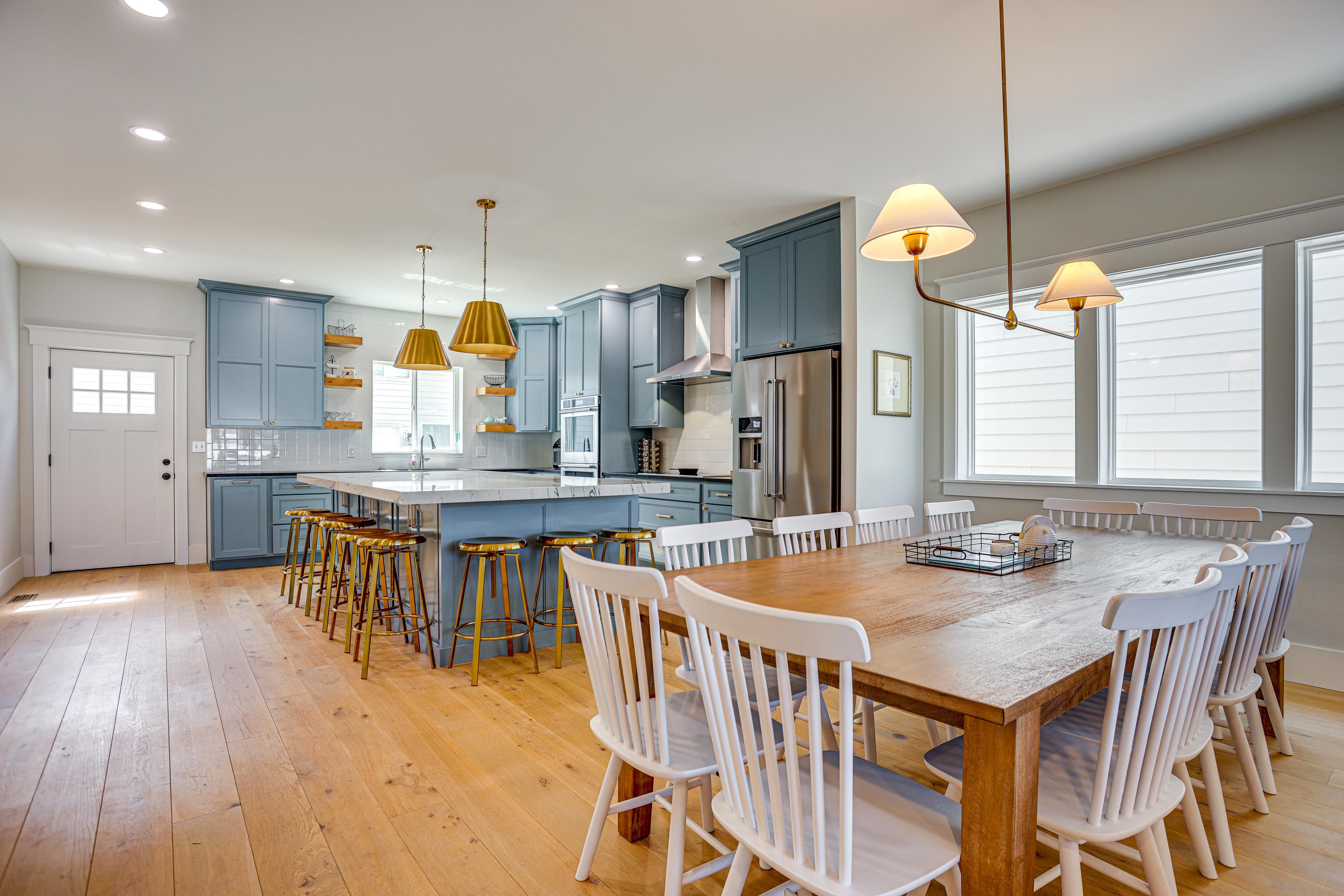 Dining Area | 1st Floor