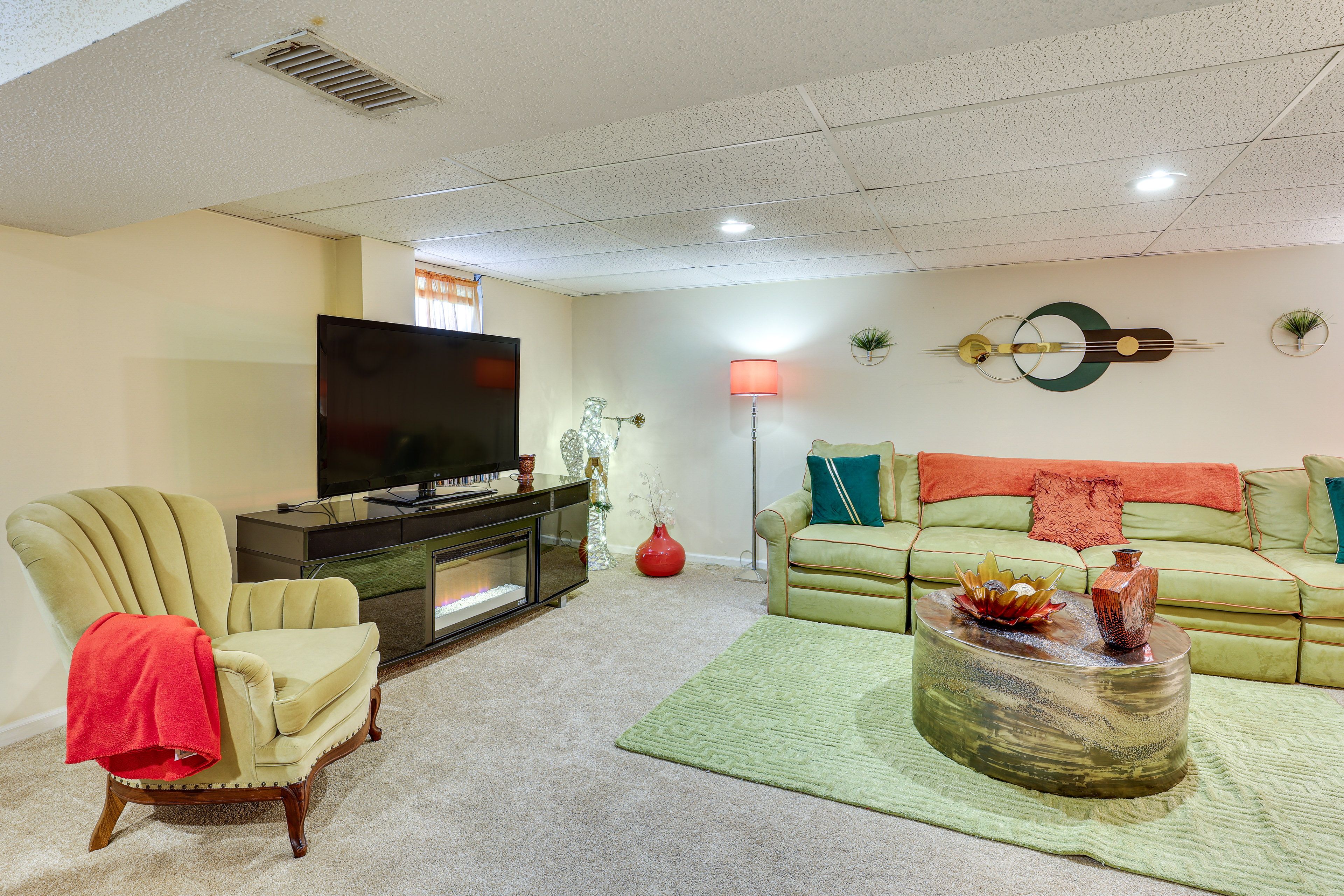 Kansas City Vacation Rental | Studio | 1BA | 1,254 Sq Ft