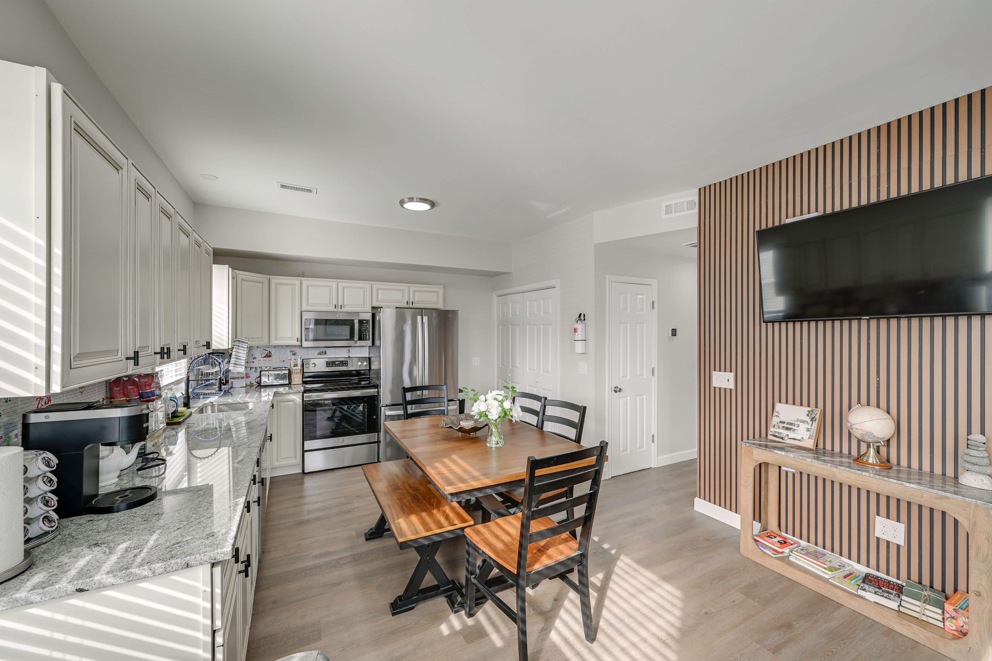 Kitchen & Dining Area | 1st Floor