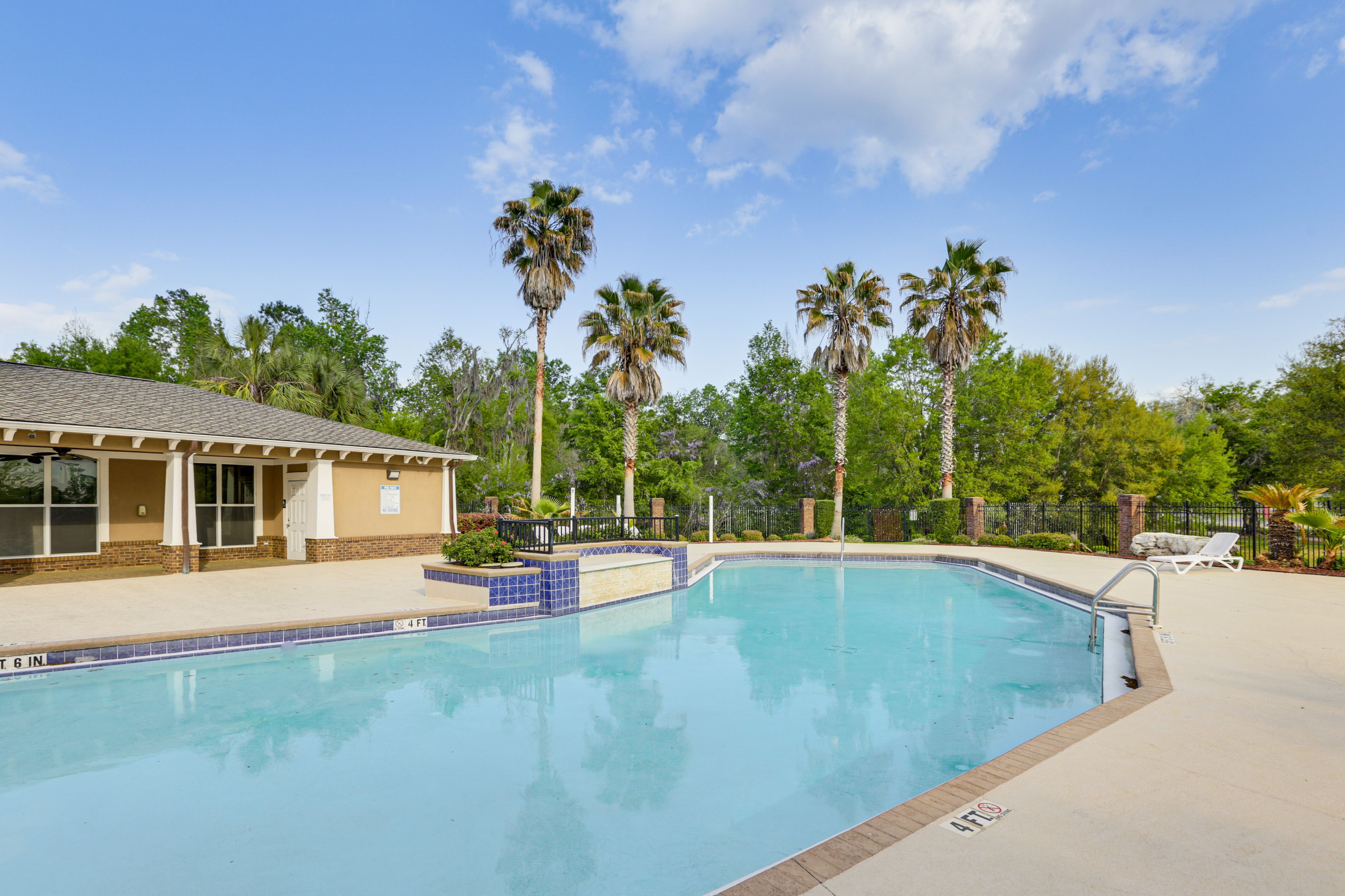 University Greens | Community Pool